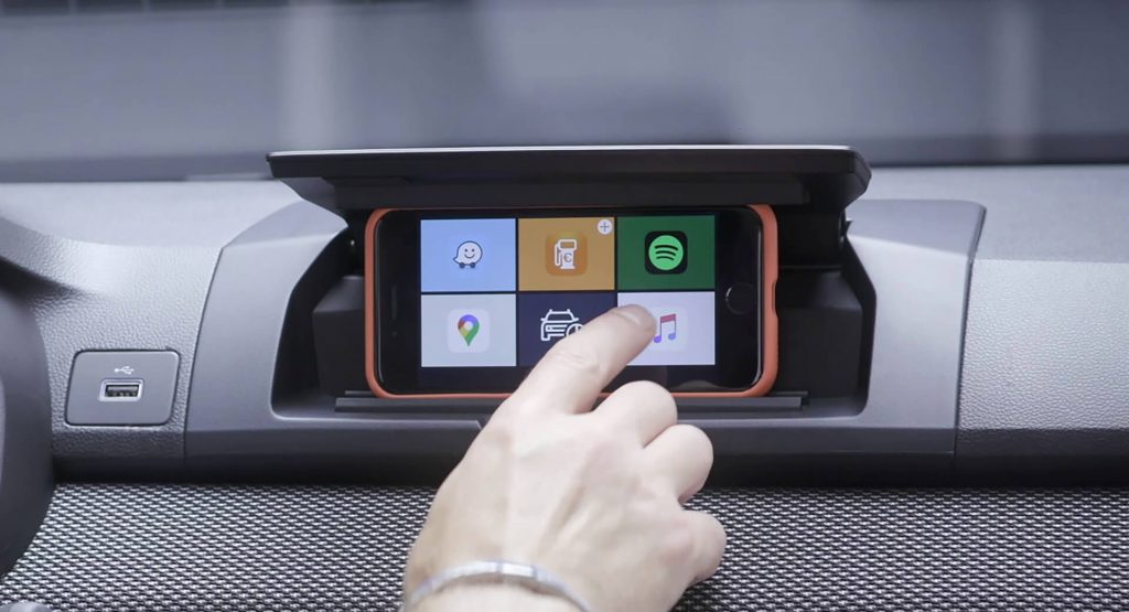  This Is How Dacia Turns Your Smartphone Into An Integrated Infotainment Screen
