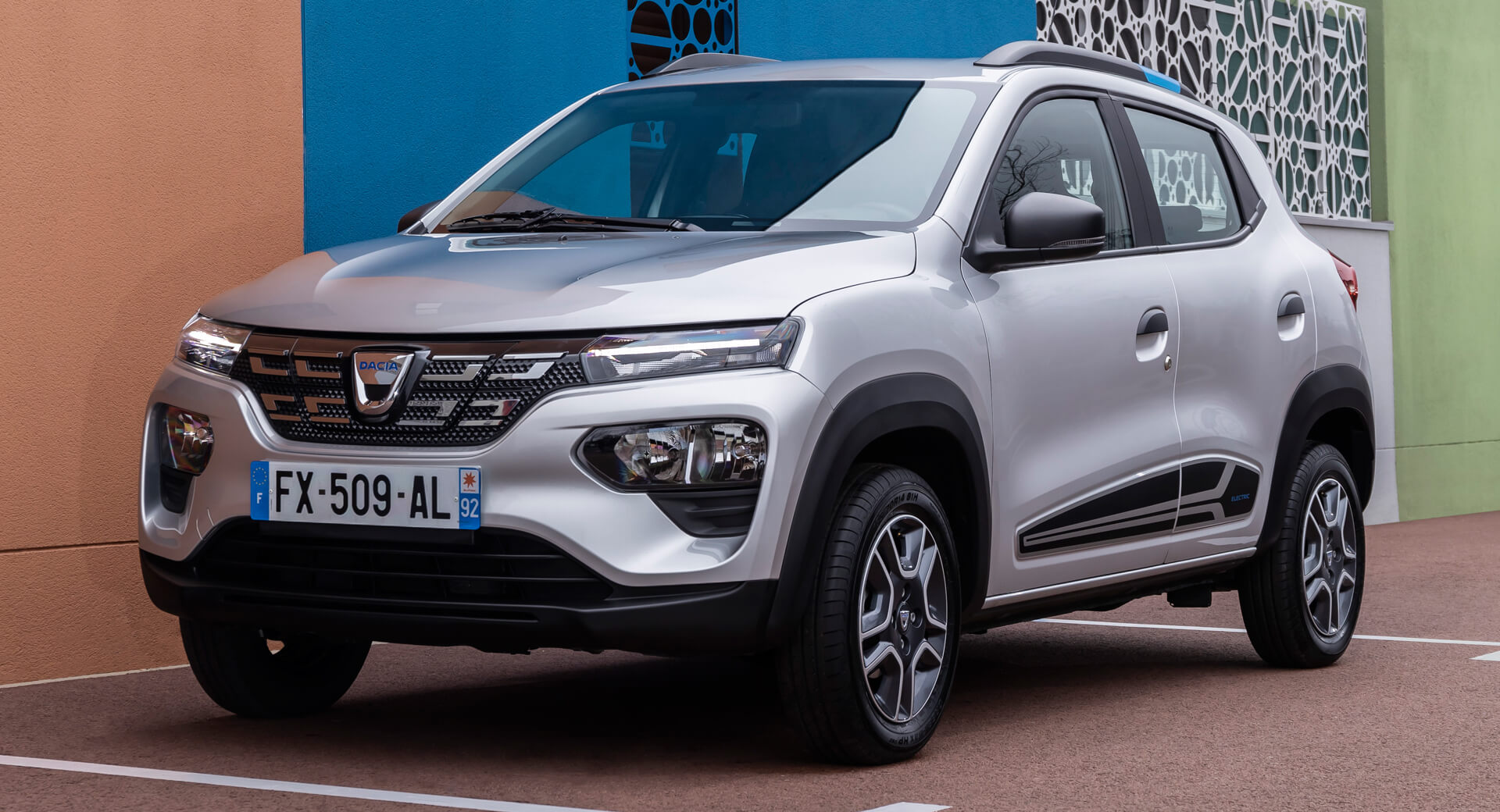 Dacia Spring EV Is The Perfect Sightseeing Car Because It's Dead