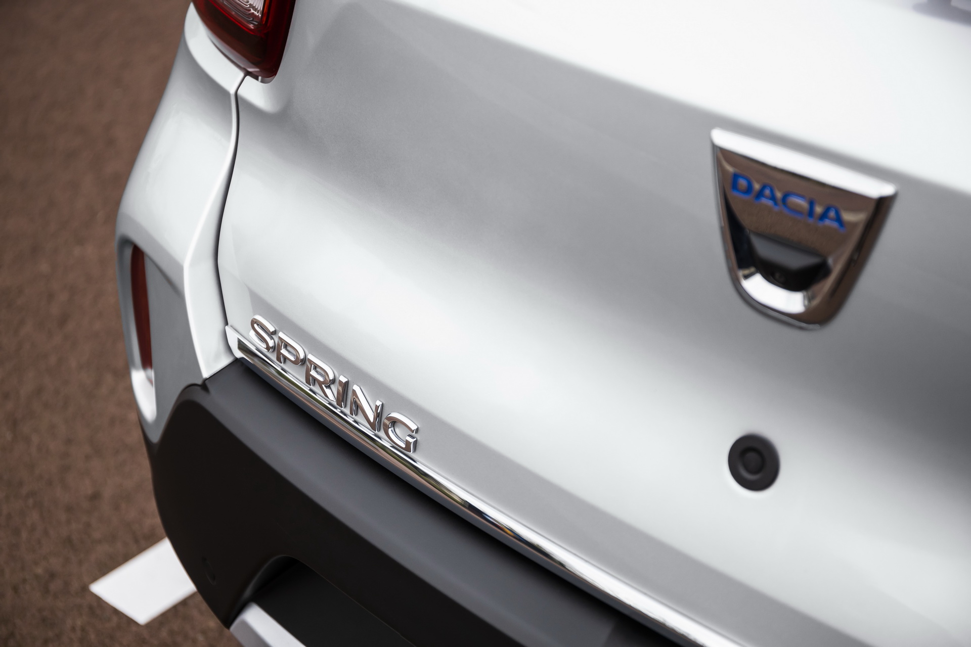 Dacia Spring EV Is The Perfect Sightseeing Car Because It’s Dead Slow