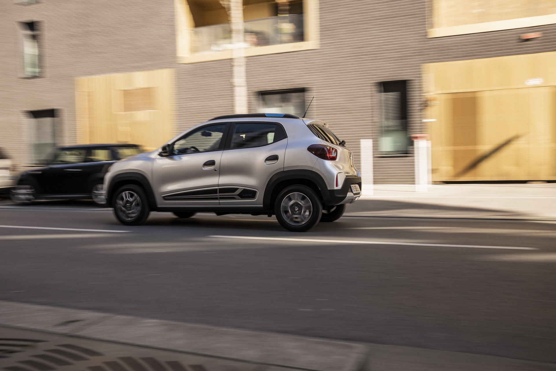 Dacia Spring EV Is The Perfect Sightseeing Car Because It’s Dead Slow