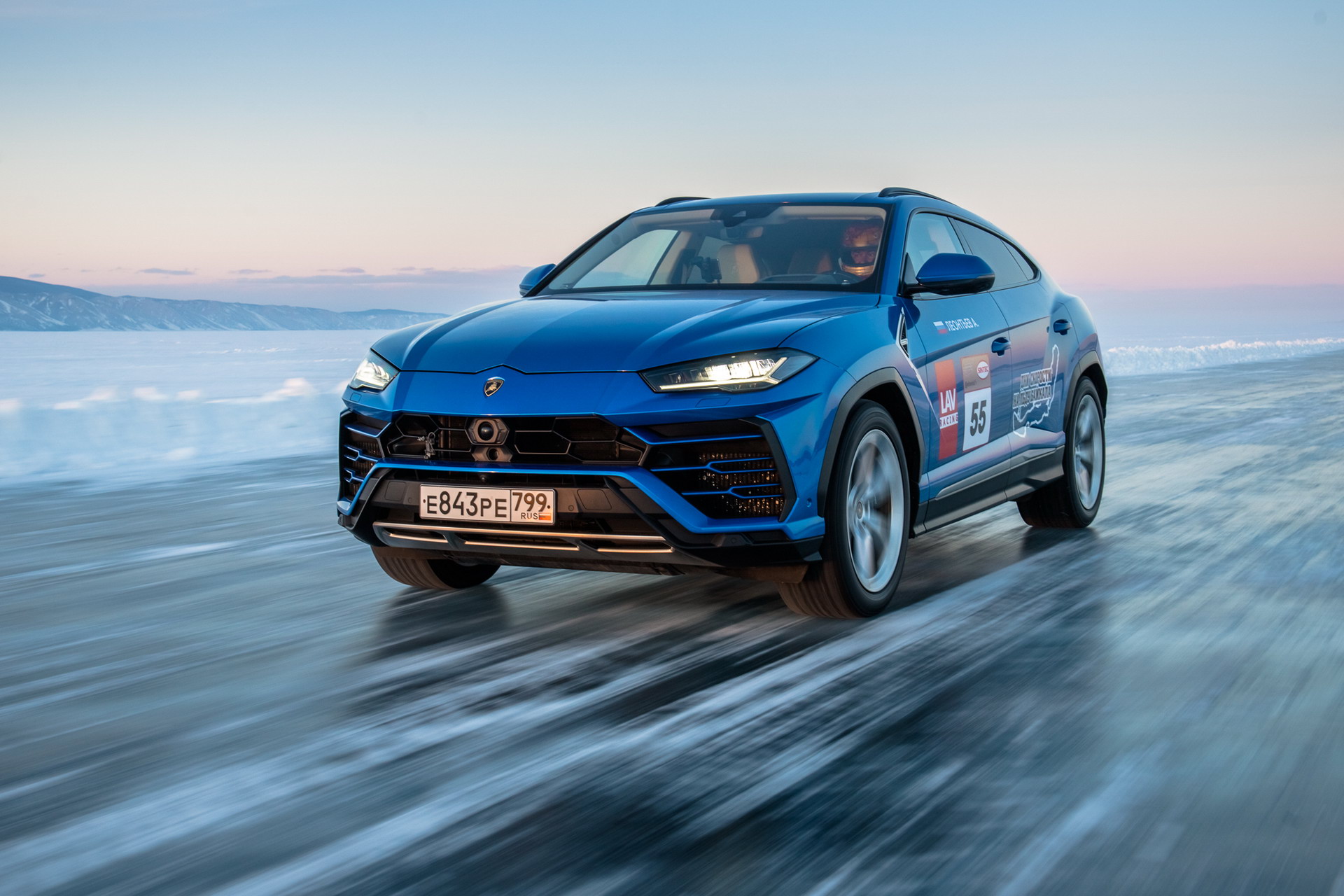 Lamborghini Urus Breaks Top Speed Record On Ice At Russia’s Lake Baikal