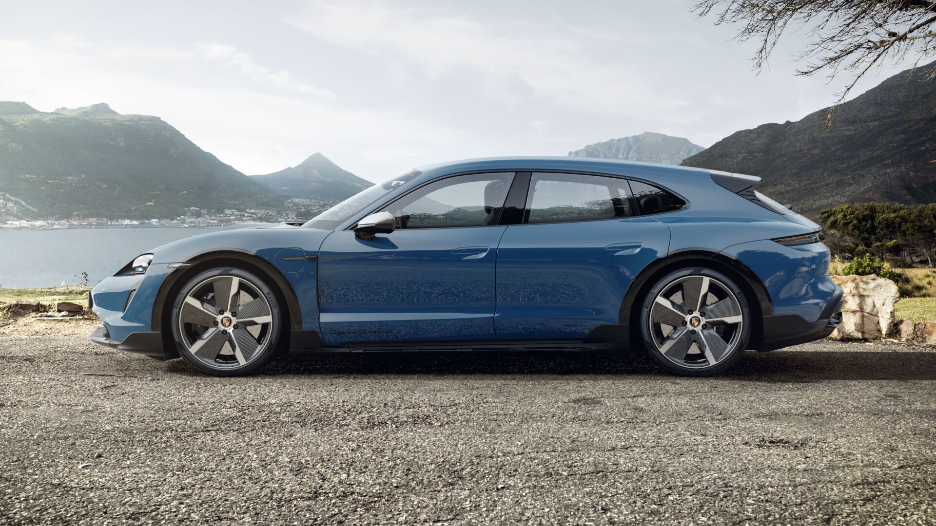 This Is What A Loaded $272,229 Taycan Cross Turismo Looks Like With Porsche’s Configurator
