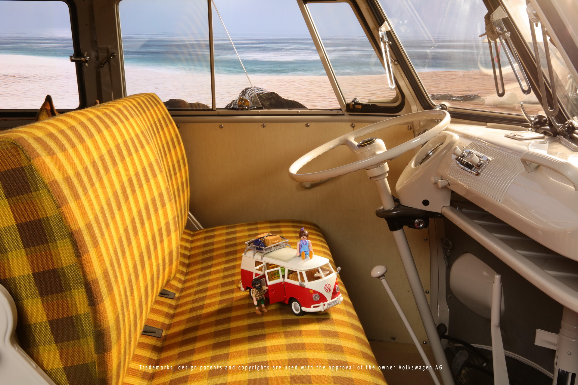Playmobil VW T1 Camping Bus Is A Pristine Double-Digit Bulli On A 1:18 Scale