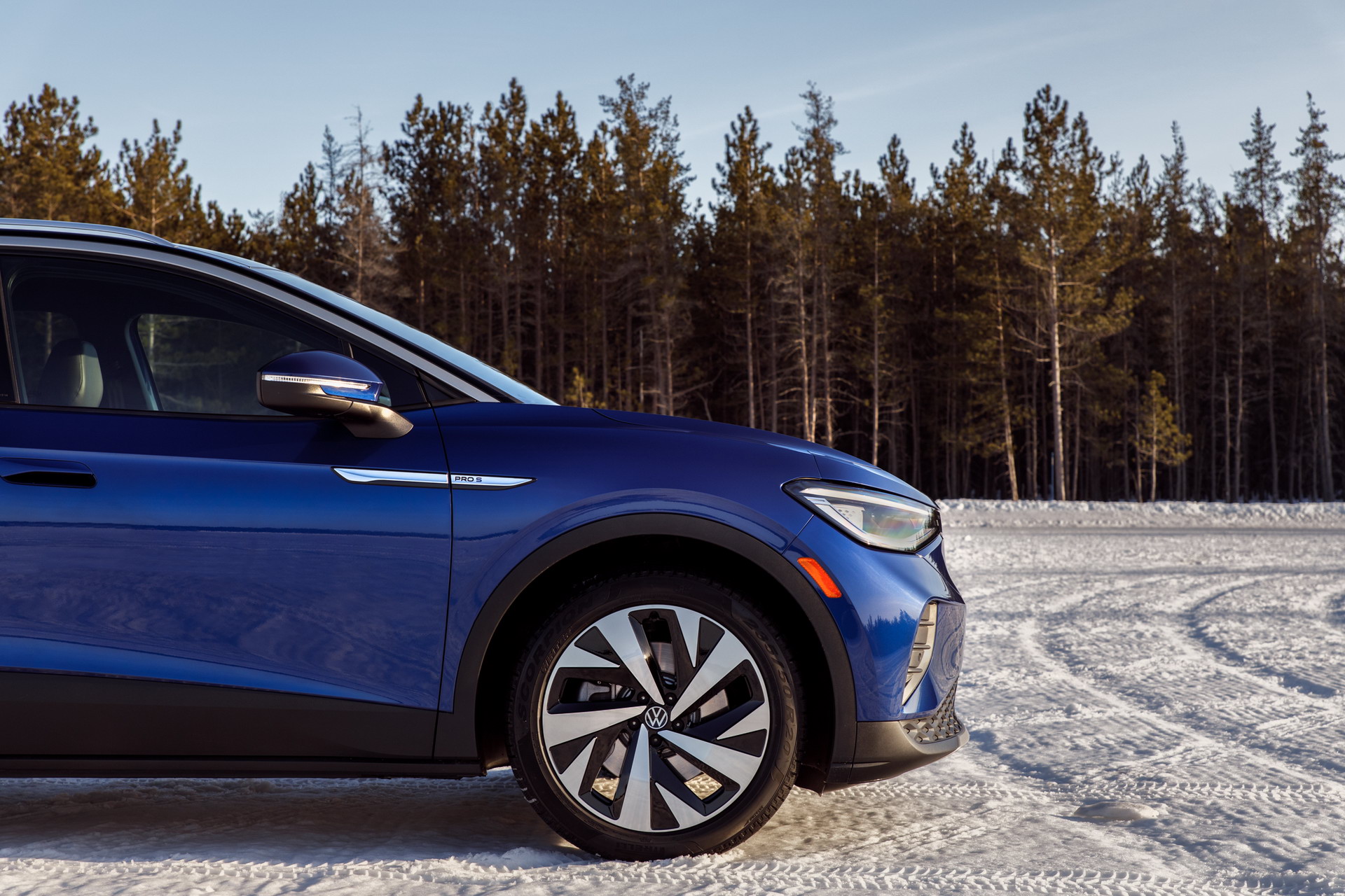 Watch Tanner Foust Explain Why The 2022 VW Golf R And ID.4 Are Perfect For Winter Driving