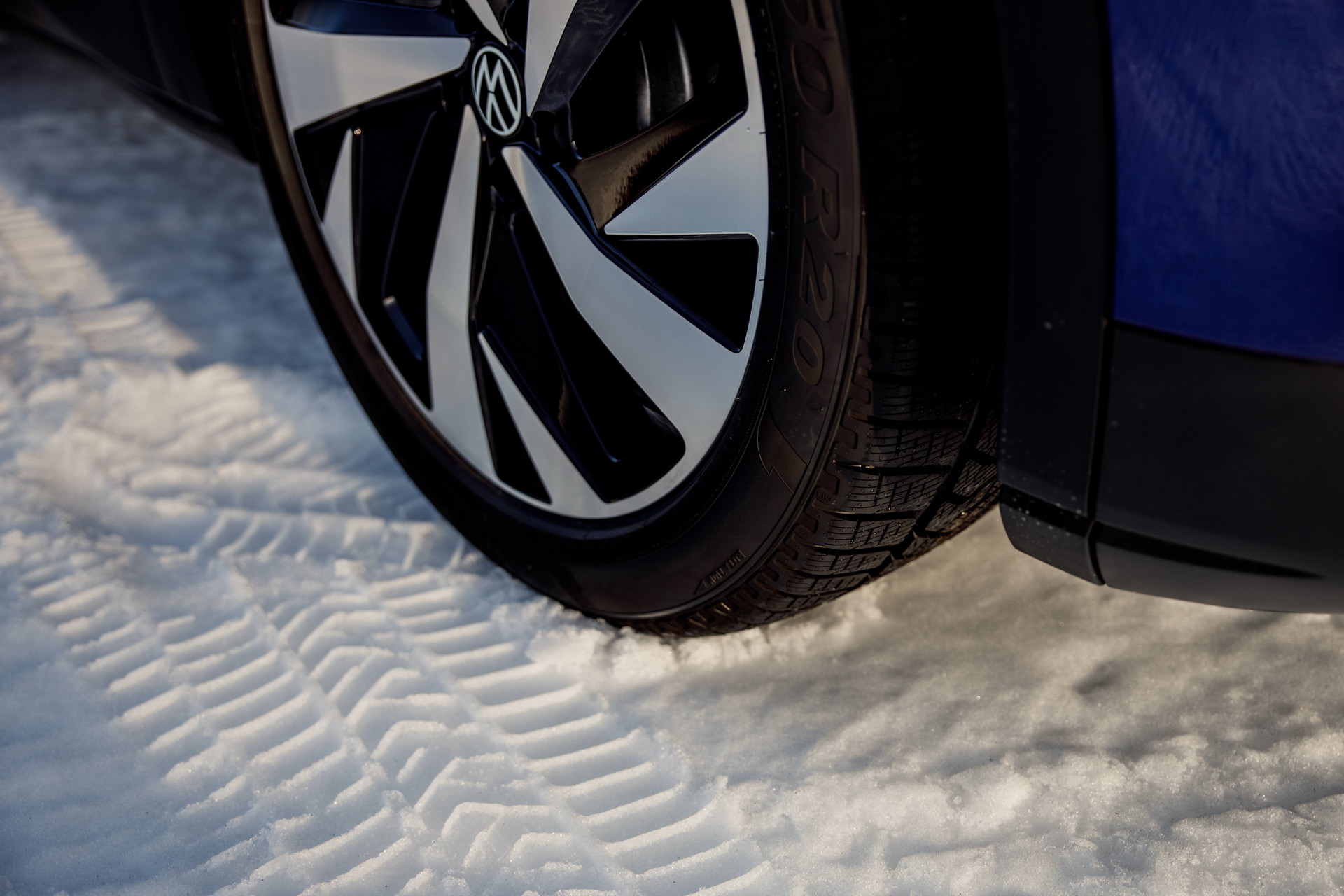 Watch Tanner Foust Explain Why The 2022 VW Golf R And ID.4 Are Perfect For Winter Driving