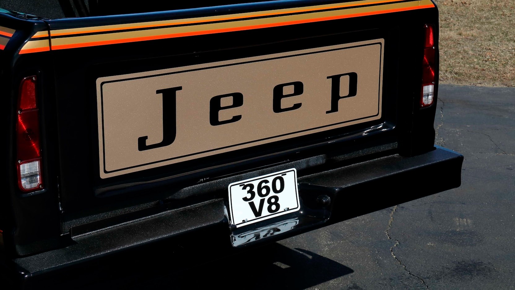 Forget The Gladiator And Buy This 1978 Jeep J10 Instead