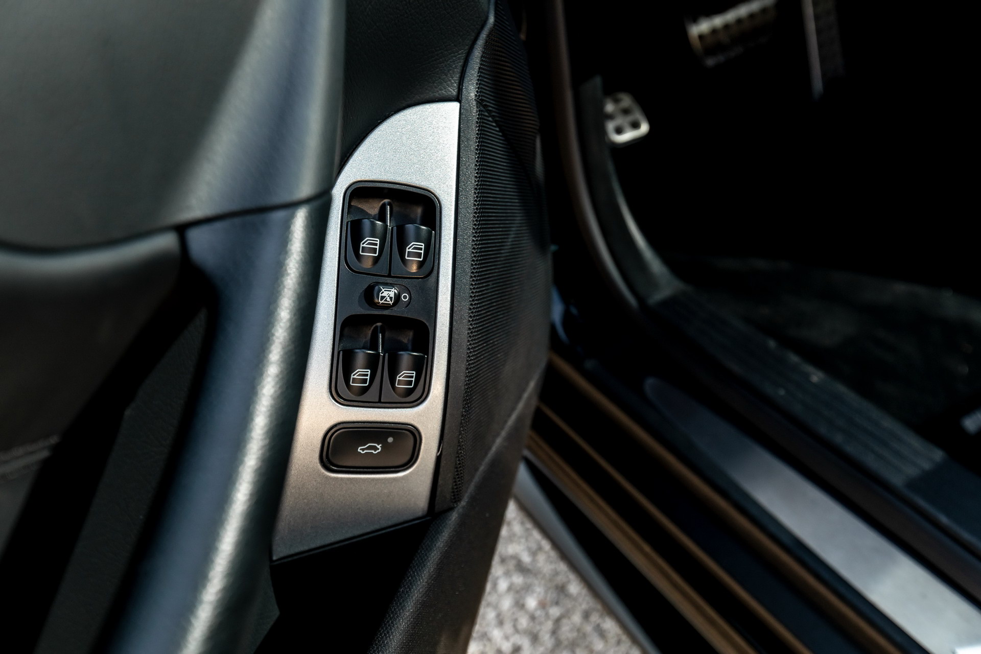 2008 Mercedes-Benz CLK 63 AMG Black Series Has The Go To Match The Show