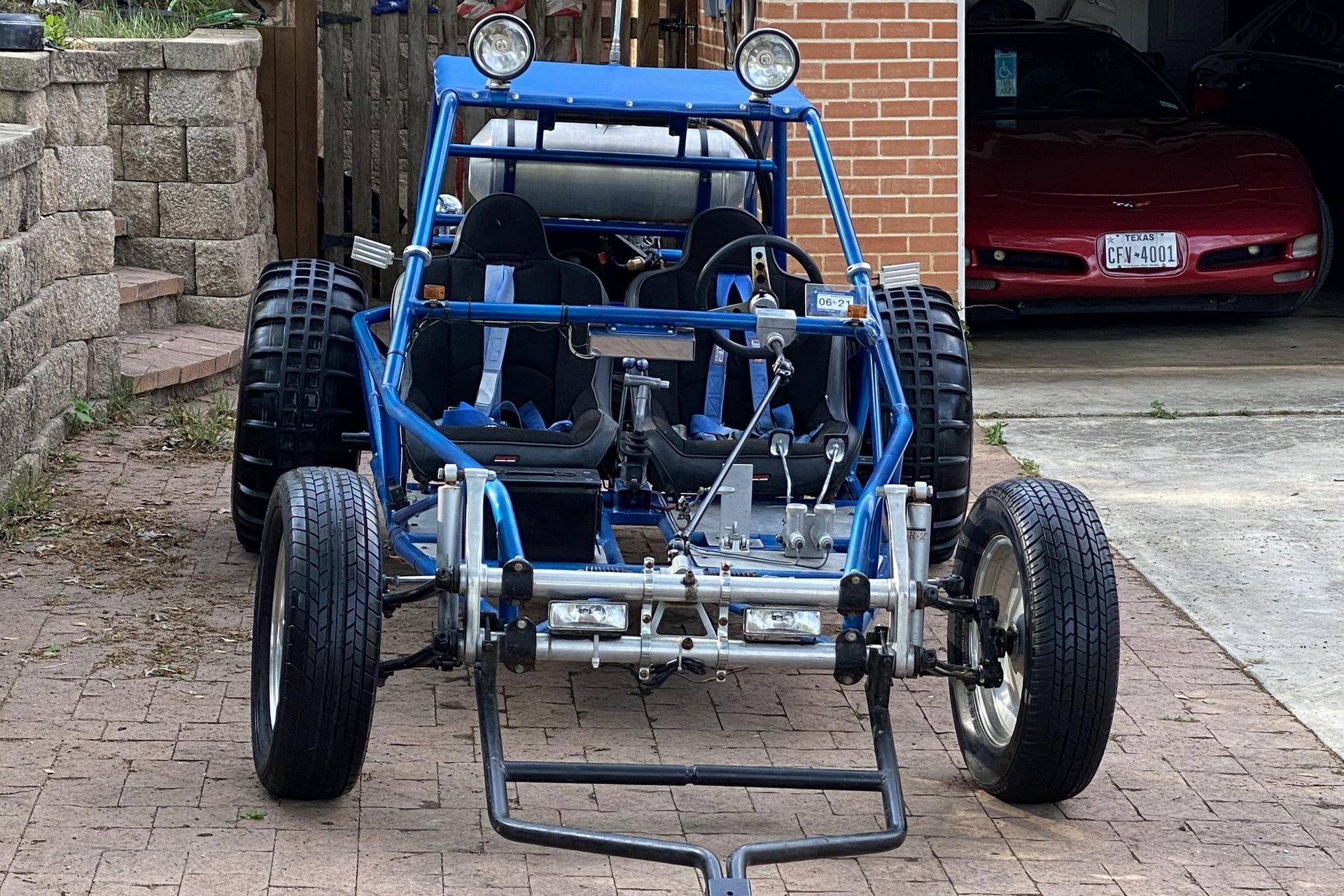 This Volkswagen Beetle-Powered Sandrail Looks Ready To Hit The Dunes