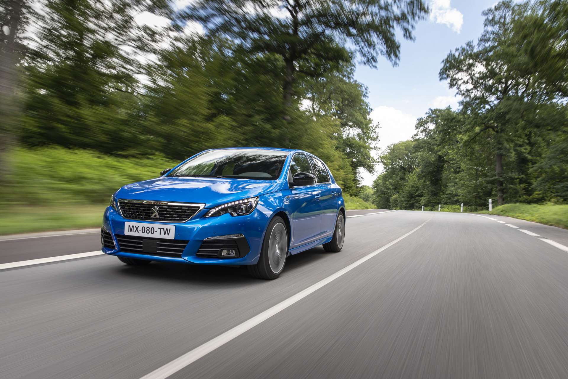 Peugeot Had To Ditch 308’s Digital Instrument Cluster Due To Chip Shortages