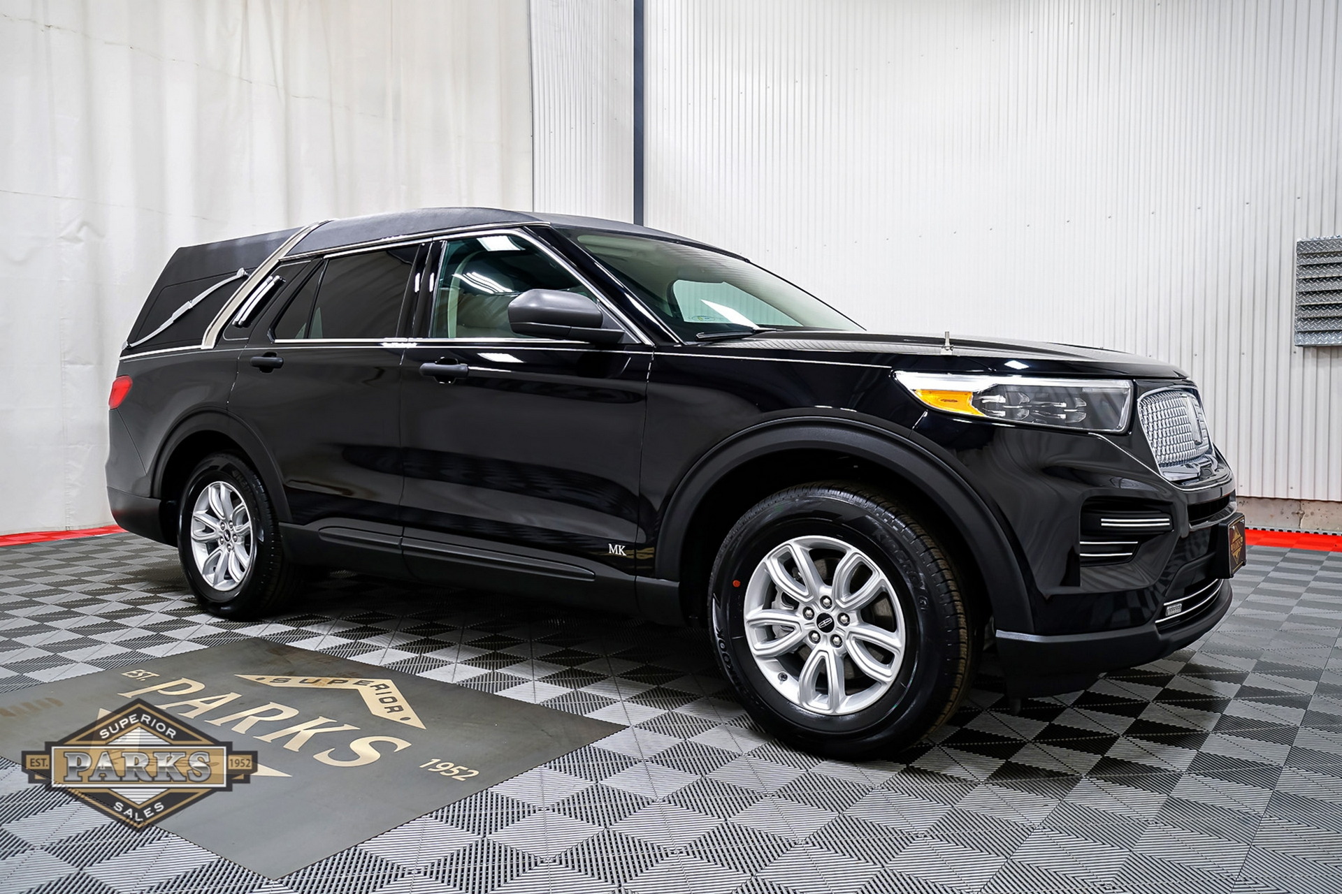 We’re Not Quite Sure What To Make Of This Ford Explorer-Turned-Lincoln Hearse