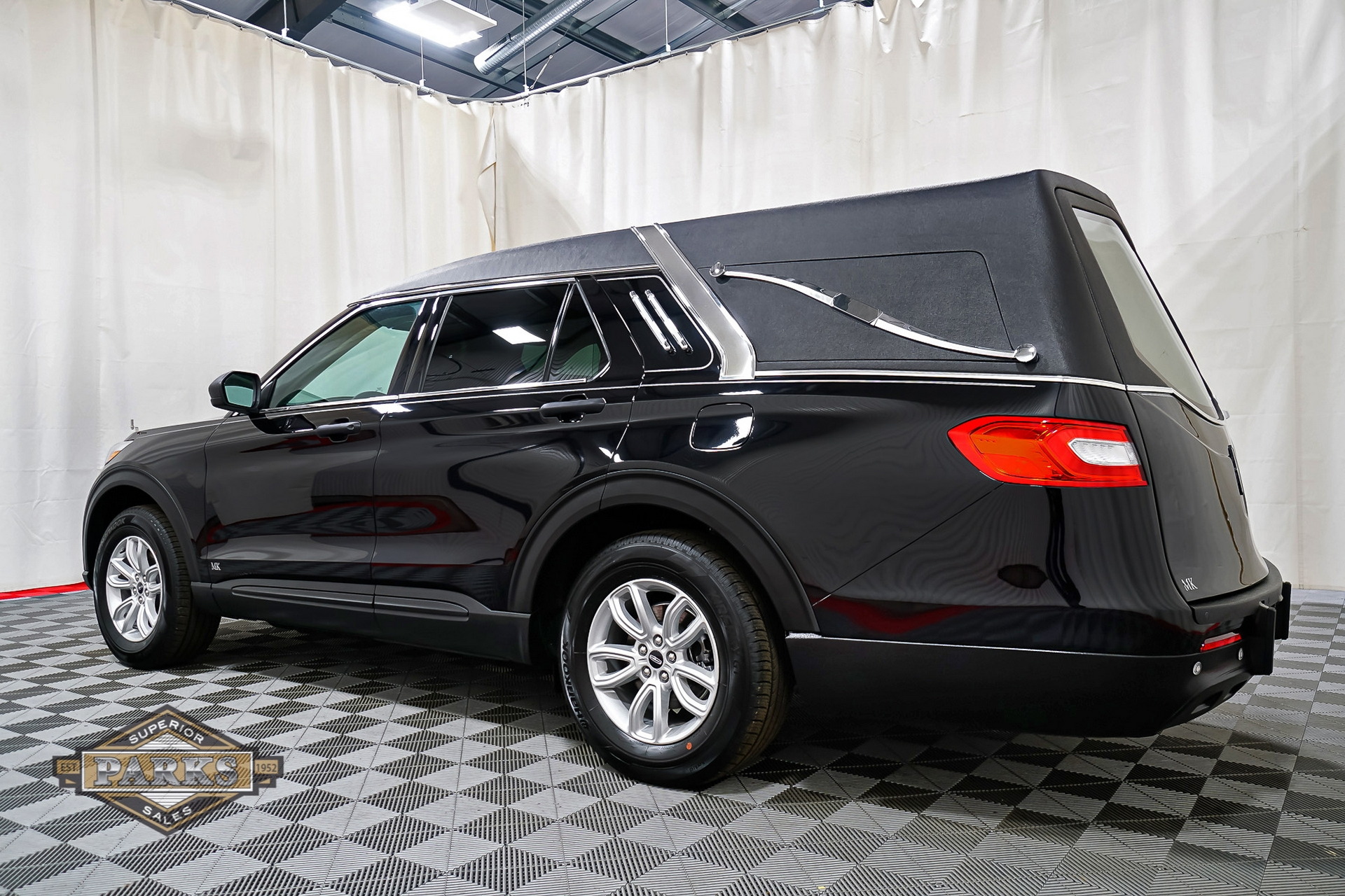 We’re Not Quite Sure What To Make Of This Ford Explorer-Turned-Lincoln Hearse
