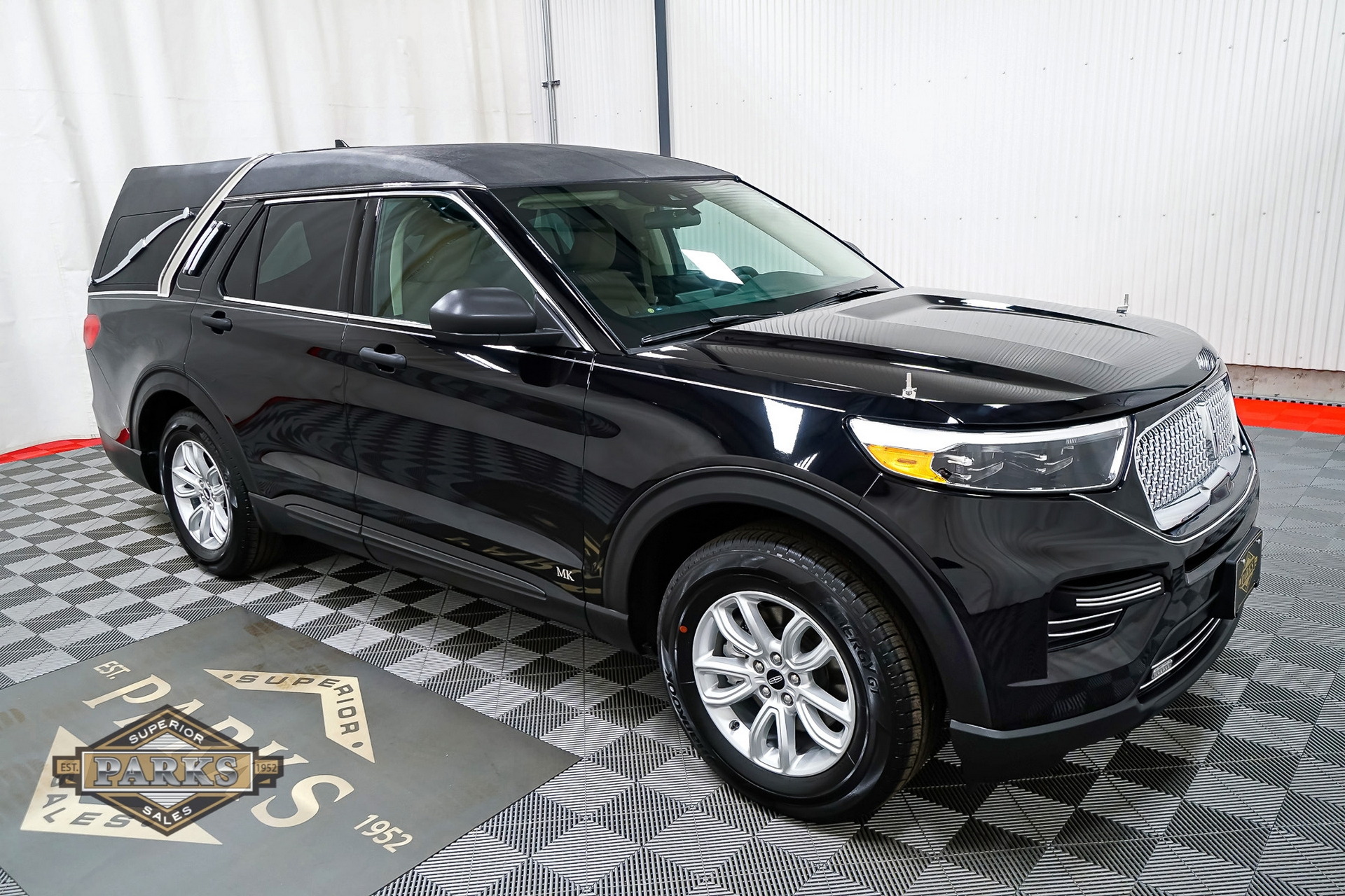 We’re Not Quite Sure What To Make Of This Ford Explorer-Turned-Lincoln Hearse