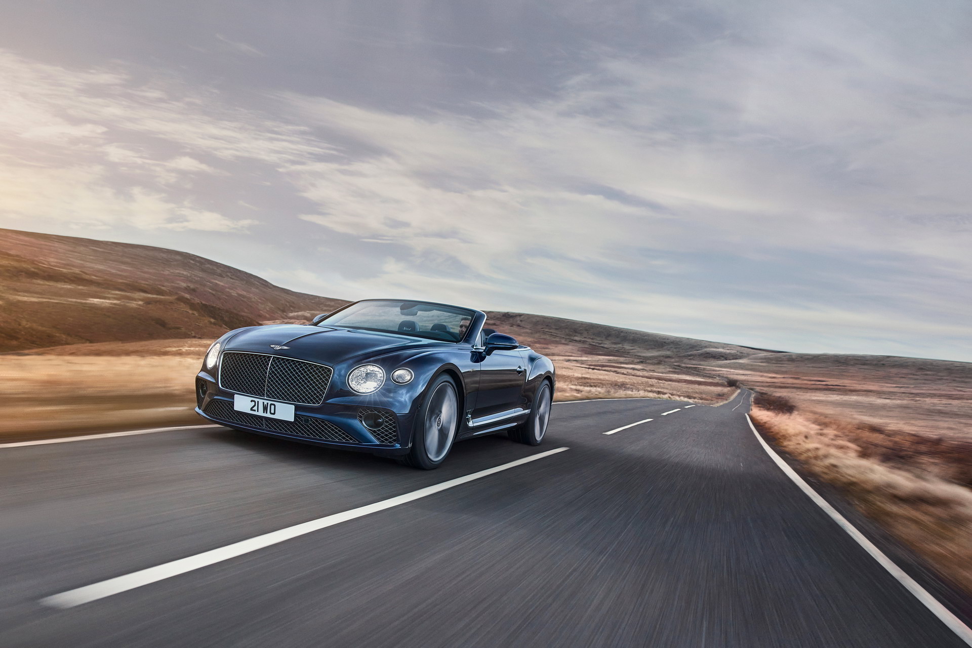 2021 Bentley Continental GT Speed Convertible Unveiled As The Perfect Summer Toy For Rich Folks
