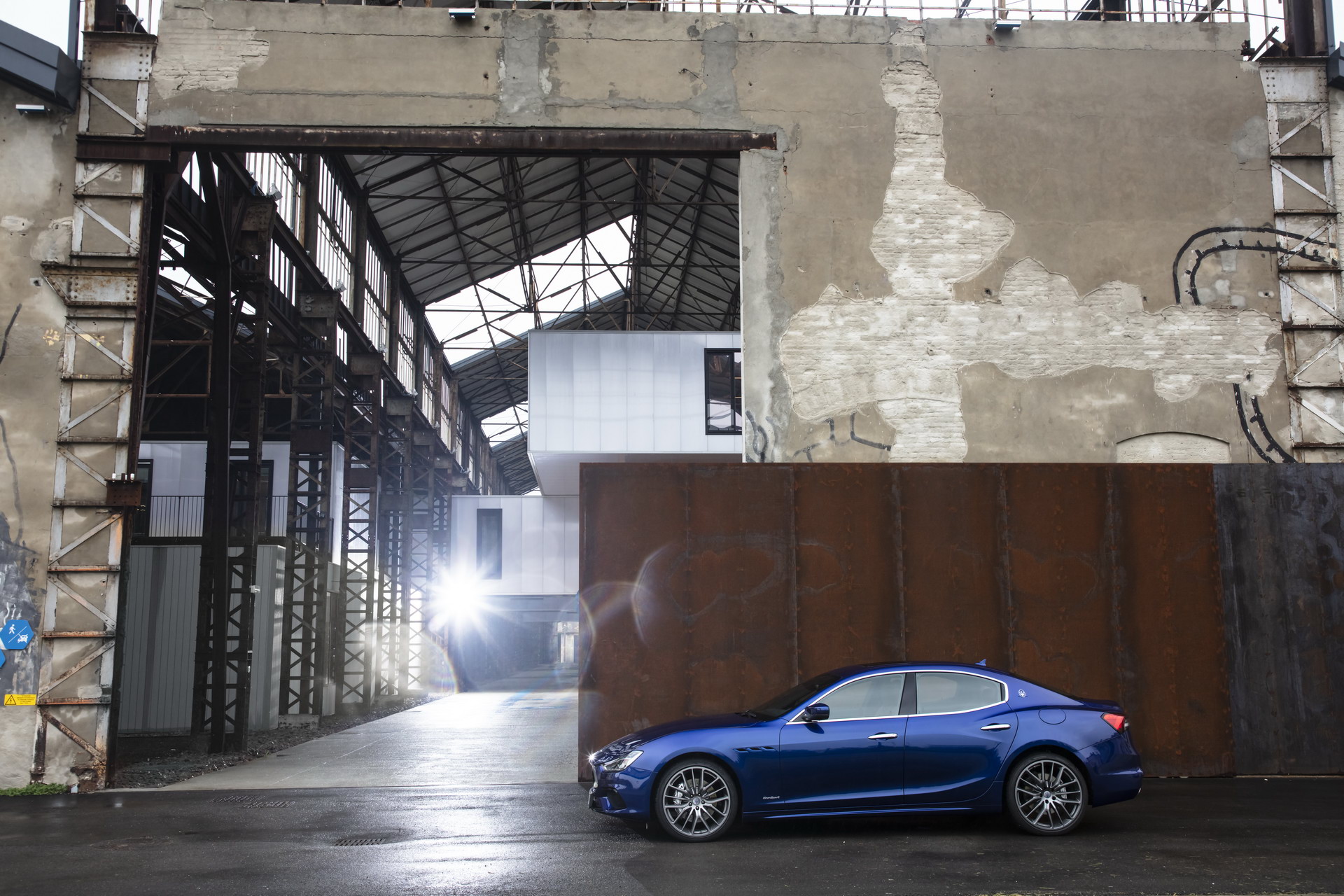 Maserati’s First Electrified Model, The Ghibli Hybrid, Heads Down Under From AU$139,990