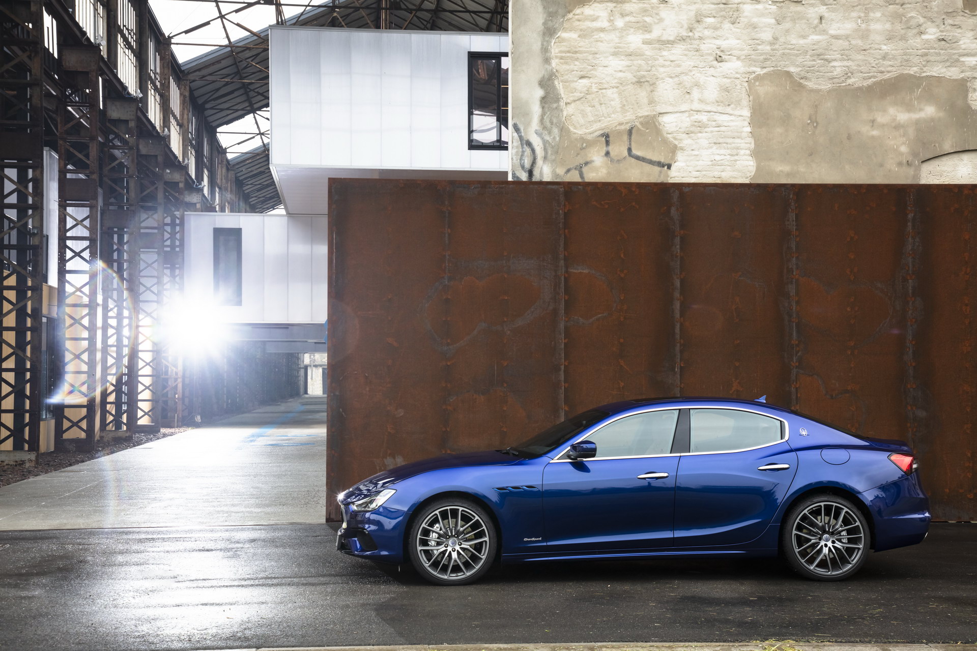 Maserati’s First Electrified Model, The Ghibli Hybrid, Heads Down Under From AU$139,990
