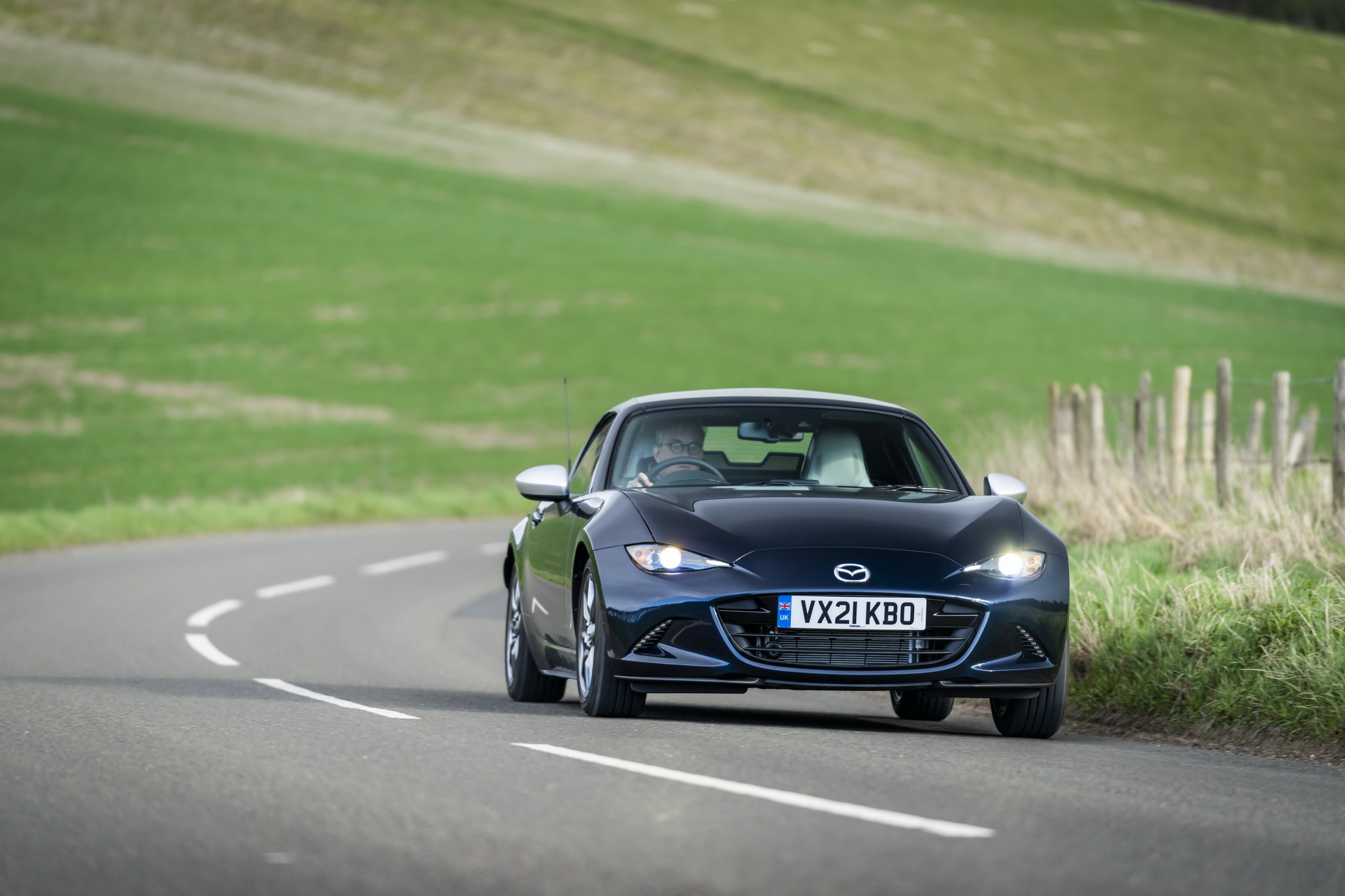 2021 Mazda MX-5 Sport Venture Edition Returns To The Popular Roadster’s Range