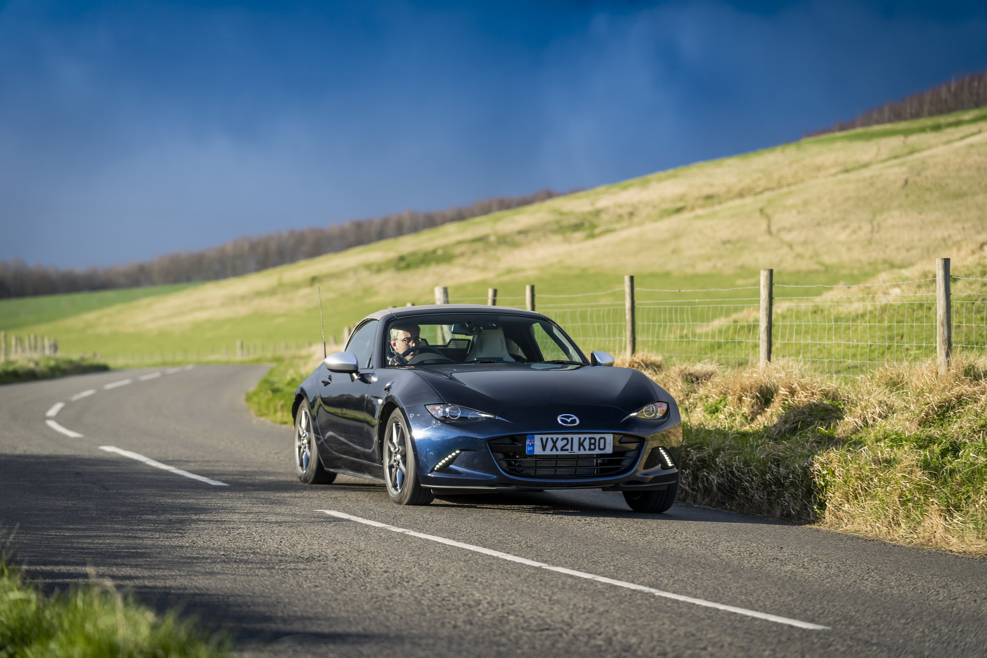 2021 Mazda MX-5 Sport Venture Edition Returns To The Popular Roadster’s Range