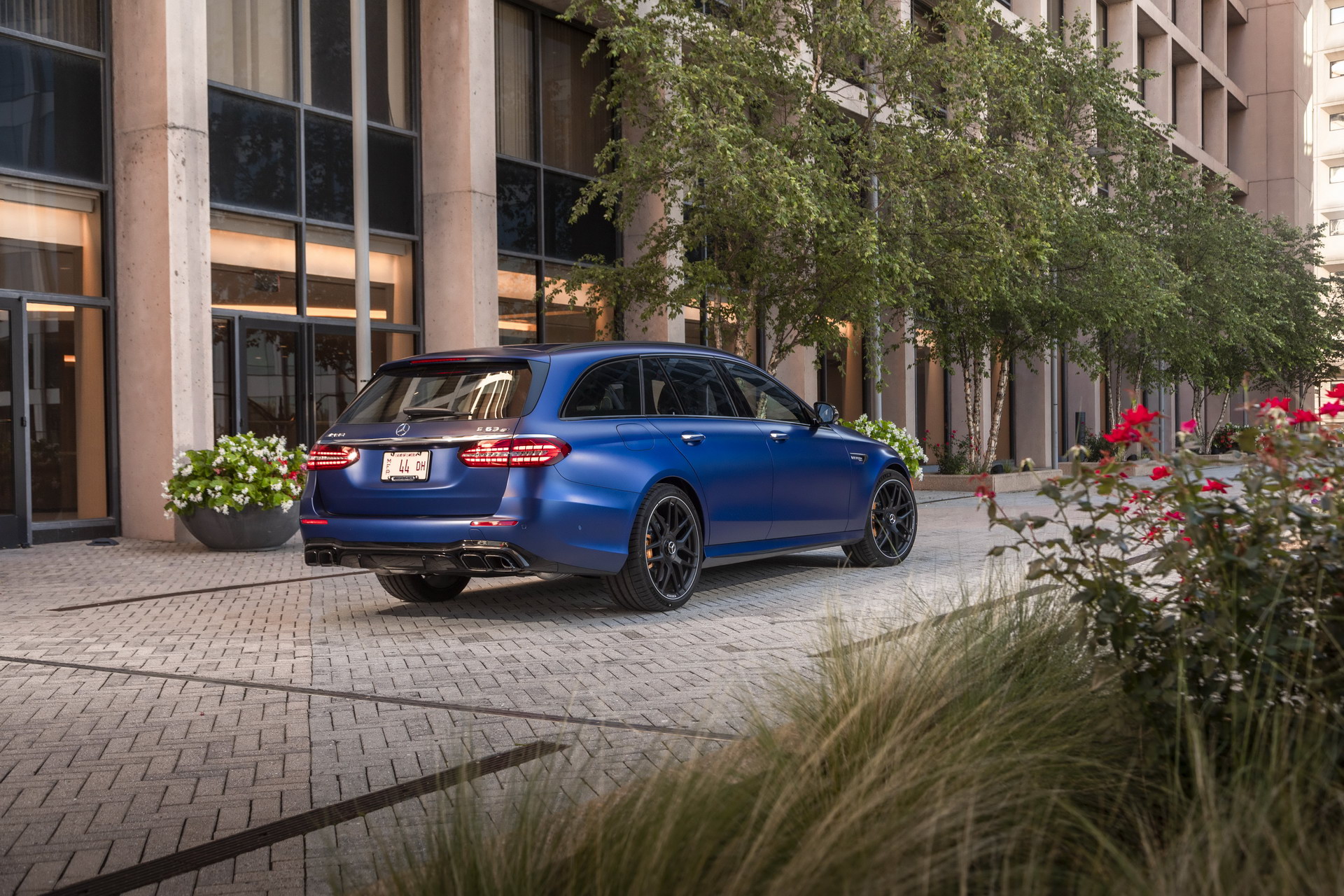 Starter Motor Cable Sparks Mercedes-AMG E63, GT 63 Recall Over Possible Fire Concern