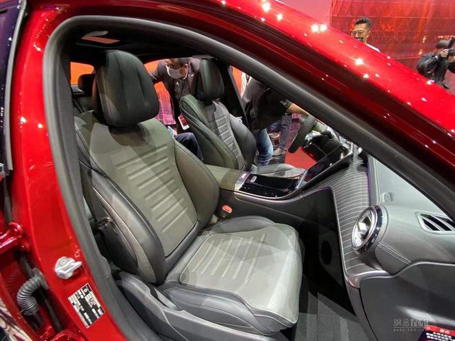 New Mercedes-Benz C-Class L Is Like A Mini-Maybach For China