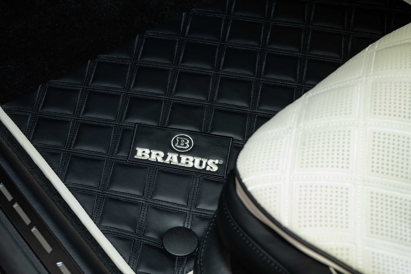 Brabus Gives The New Mercedes-Benz S-Class A Mild Custom Tune