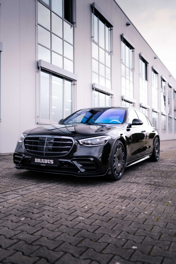 Brabus Gives The New Mercedes-Benz S-Class A Mild Custom Tune