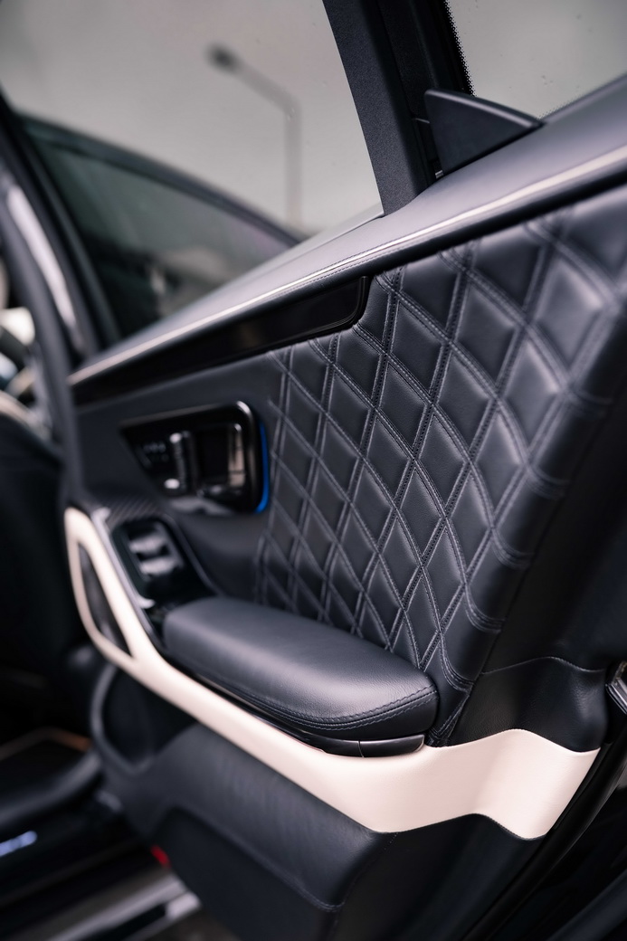 Brabus Gives The New Mercedes-Benz S-Class A Mild Custom Tune