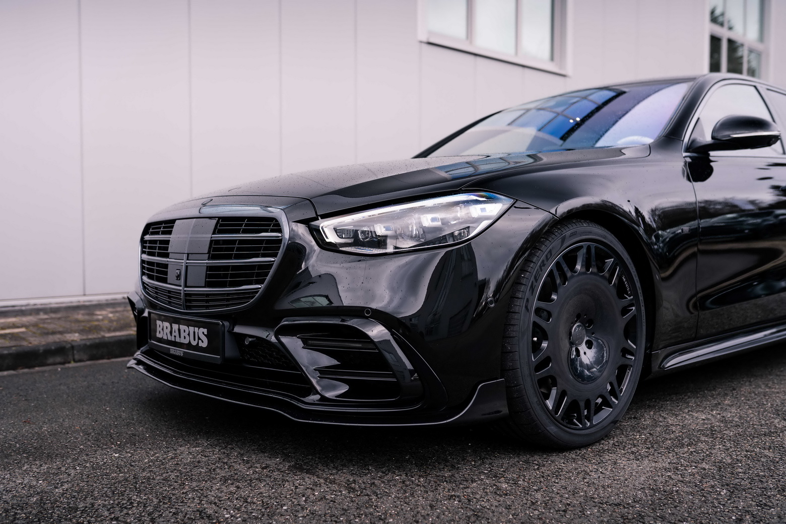 Brabus Gives The New Mercedes-Benz S-Class A Mild Custom Tune