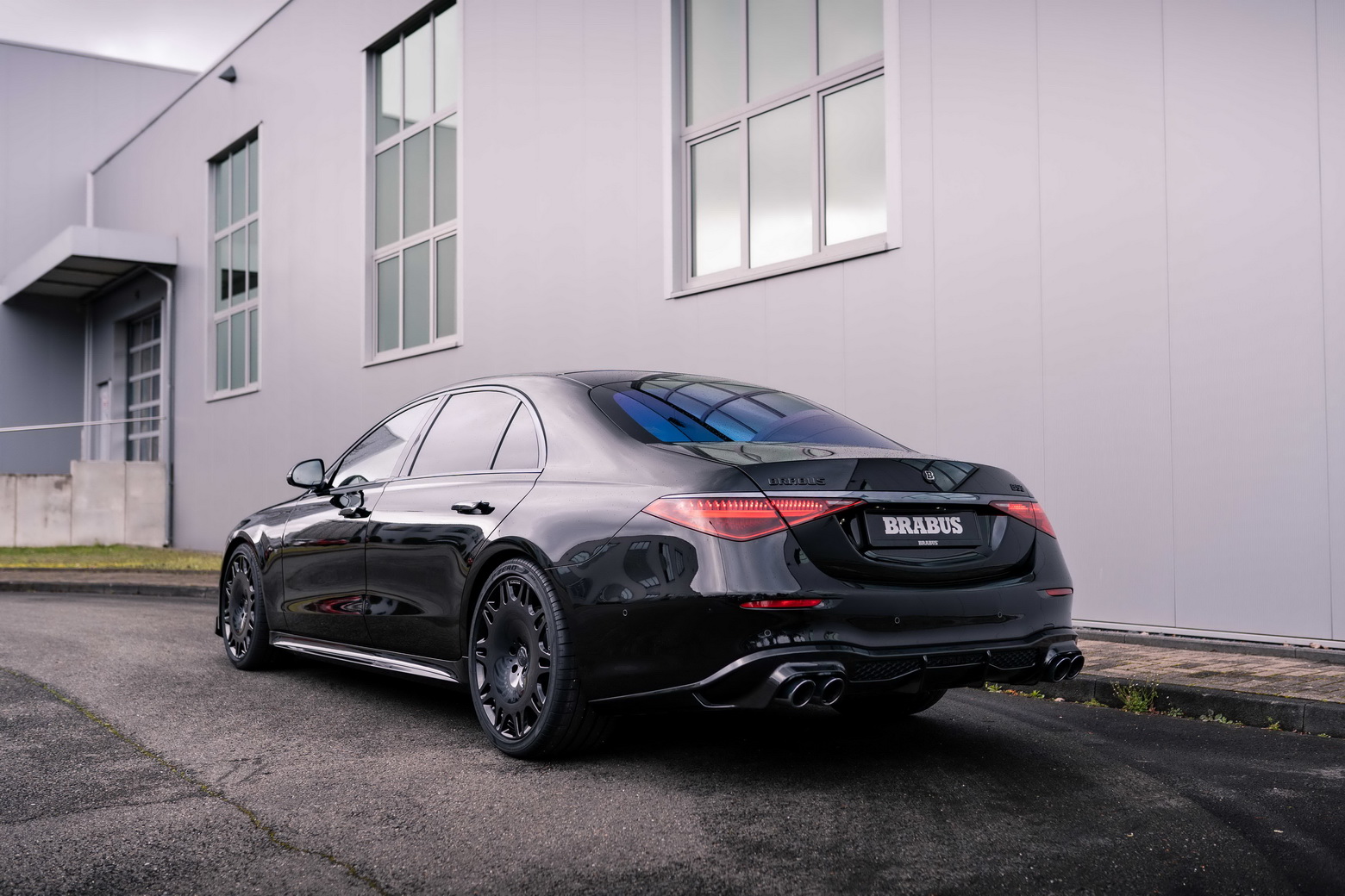 Brabus Gives The New Mercedes-Benz S-Class A Mild Custom Tune