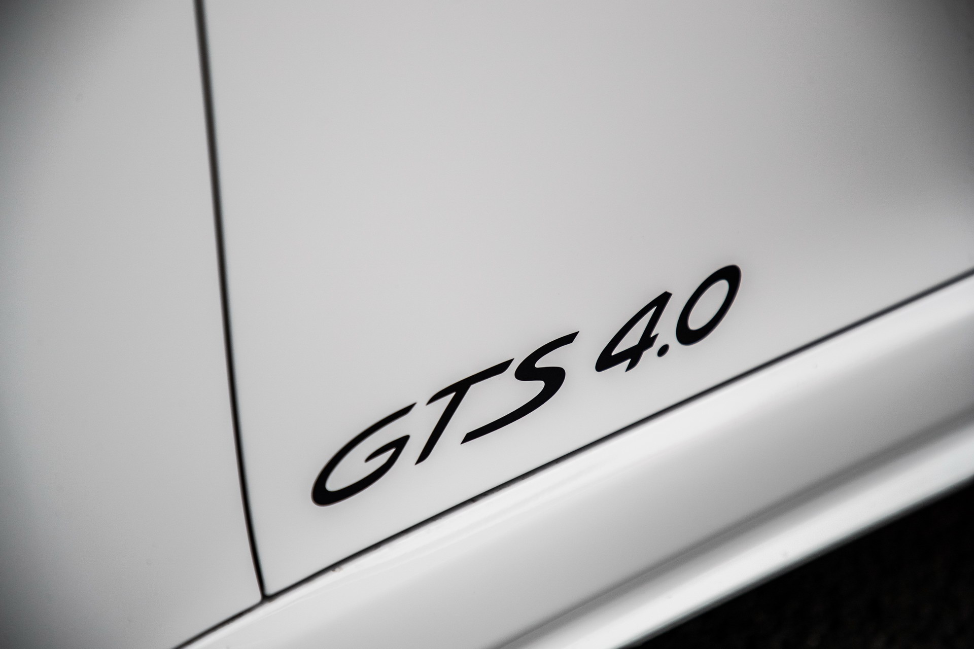 Is Your Porsche 911 Vibrating? It’s Probably A Loose Suspension Screw