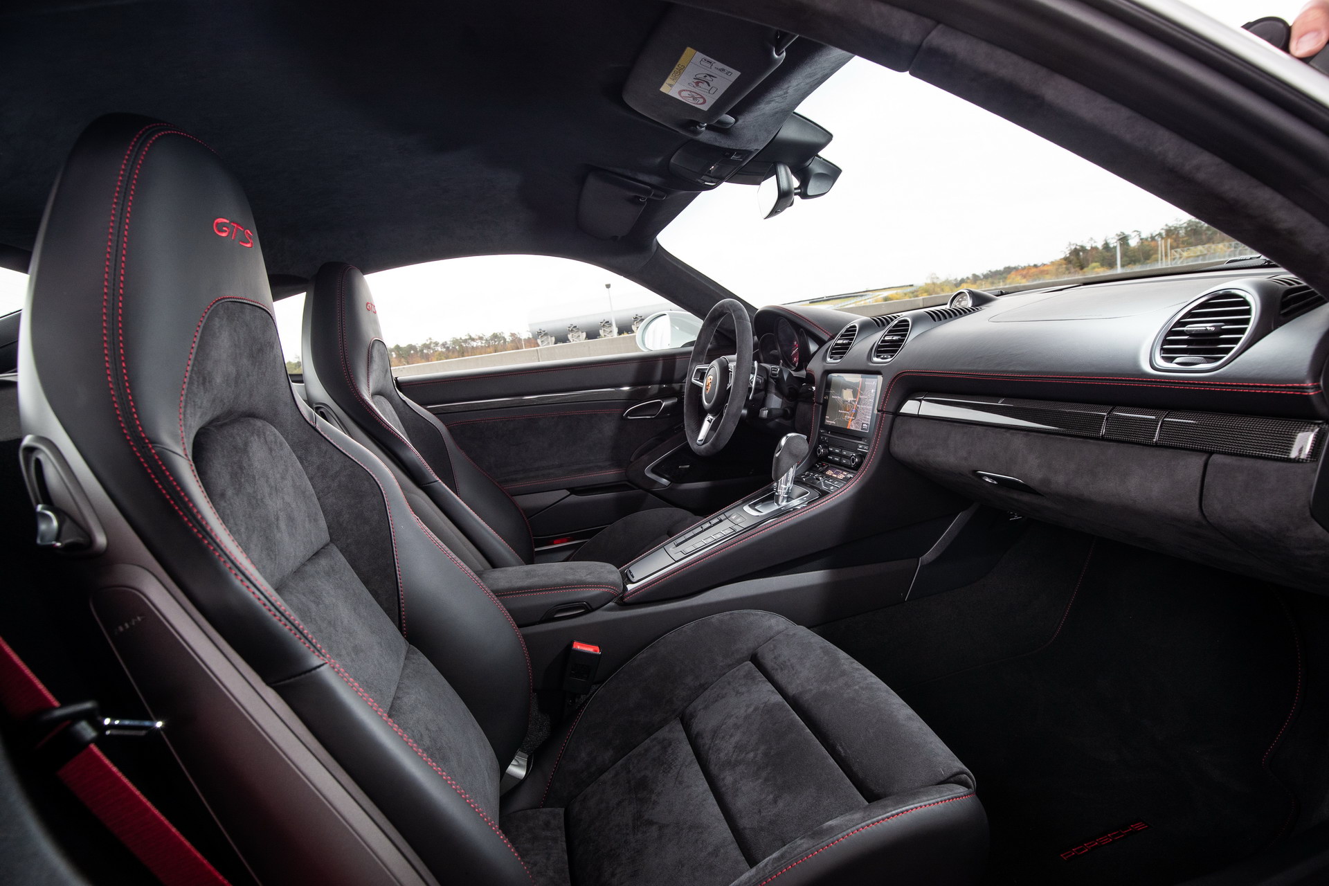 Is Your Porsche 911 Vibrating? It’s Probably A Loose Suspension Screw