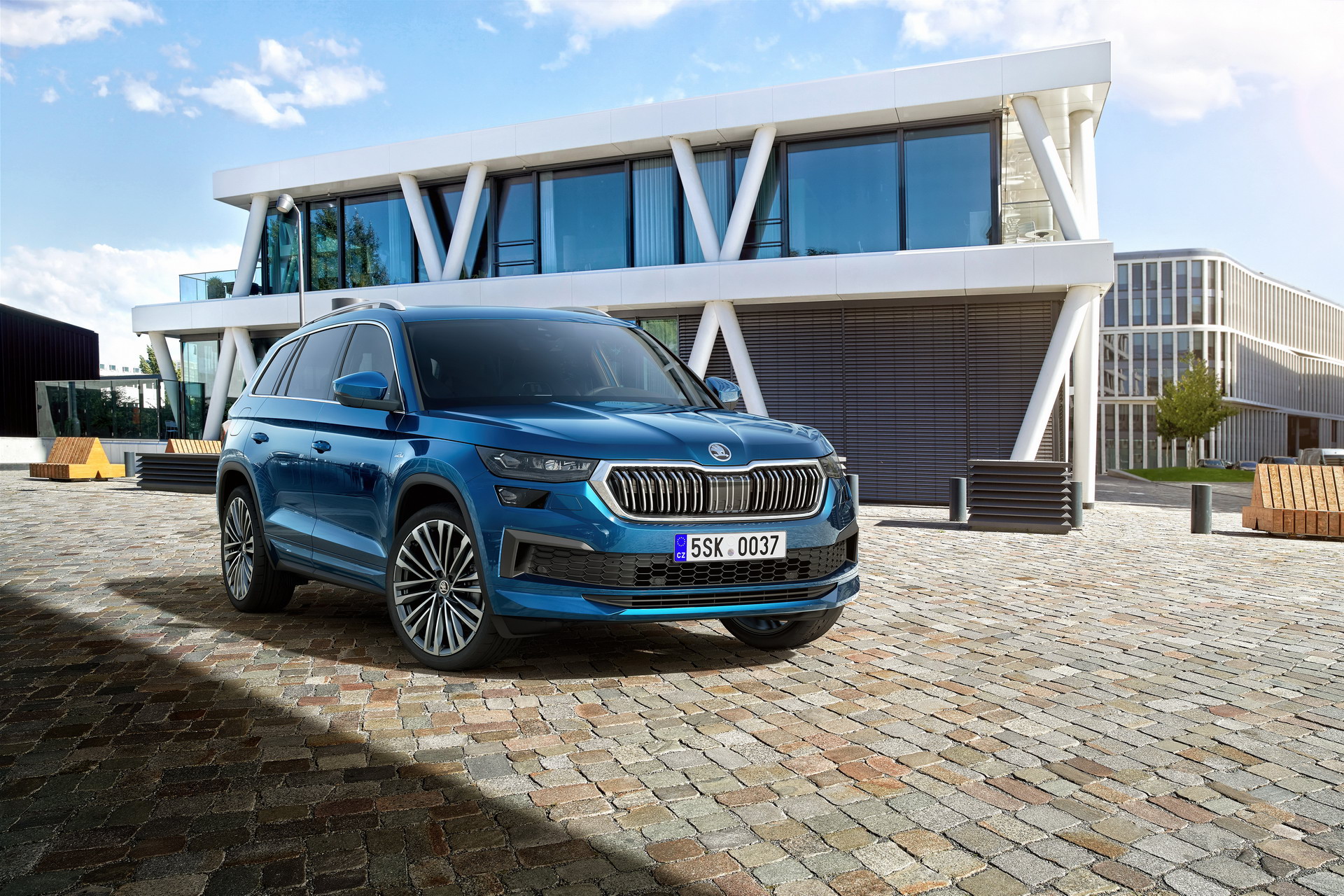 Facelifted 2021 Skoda Kodiaq Debuts With Revised Styling And New Tech Features