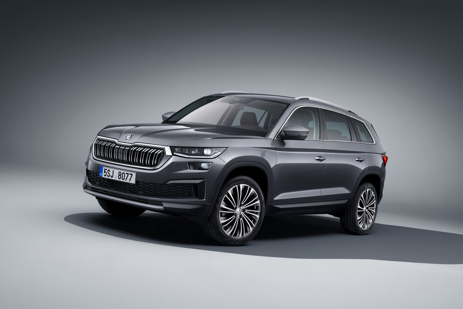 Facelifted 2021 Skoda Kodiaq Debuts With Revised Styling And New Tech Features
