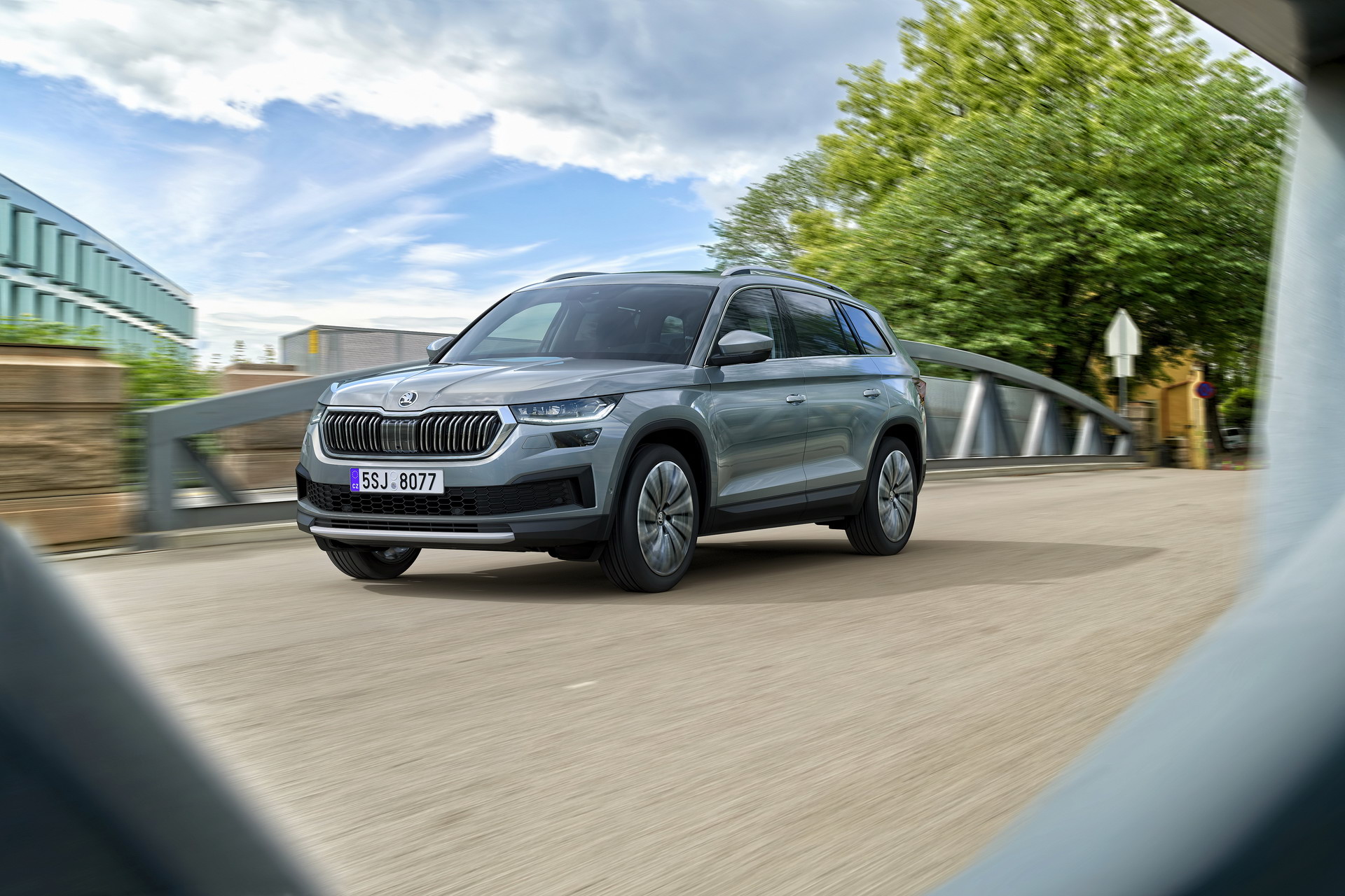 Facelifted 2021 Skoda Kodiaq Debuts With Revised Styling And New Tech Features