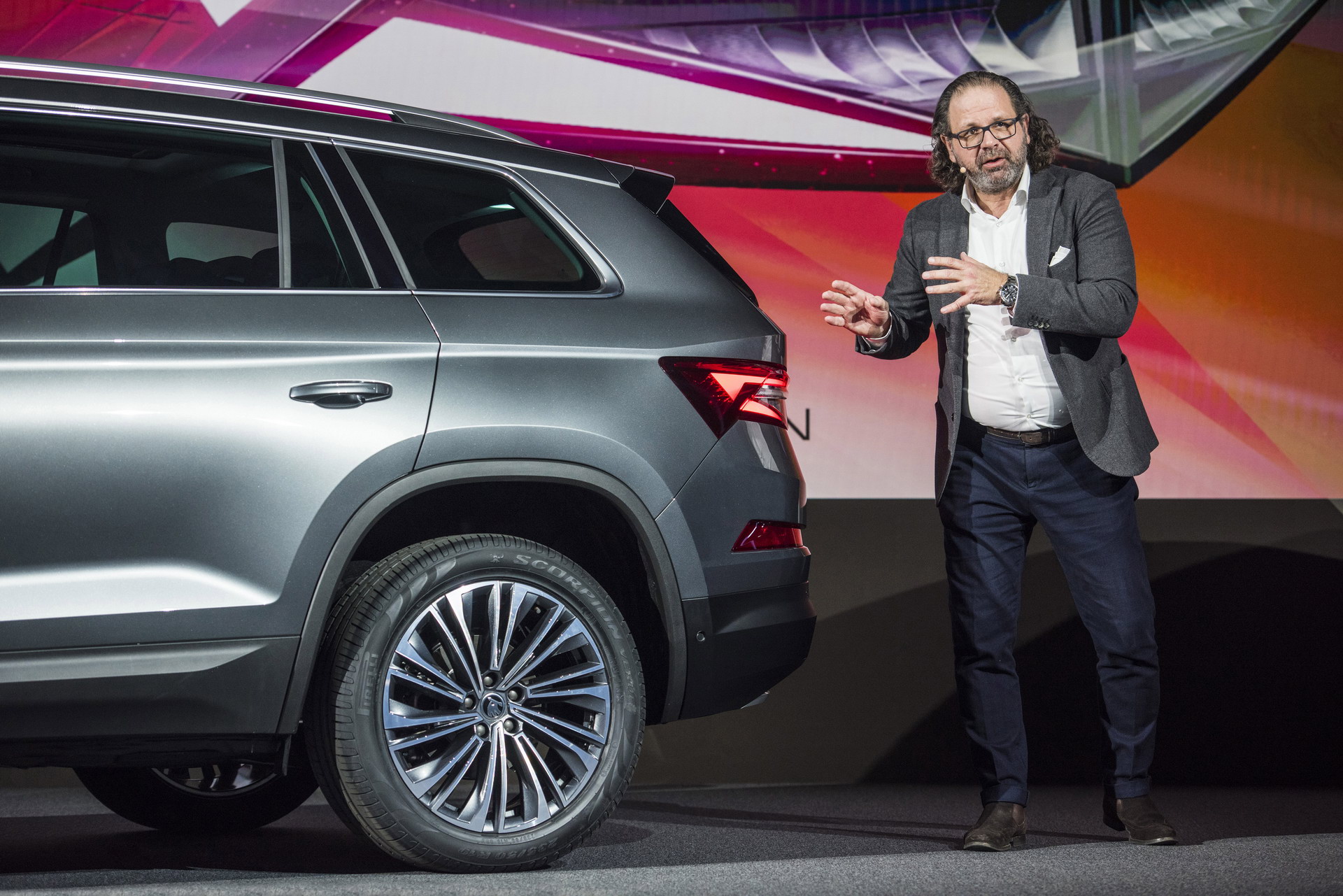 Facelifted 2021 Skoda Kodiaq Debuts With Revised Styling And New Tech Features