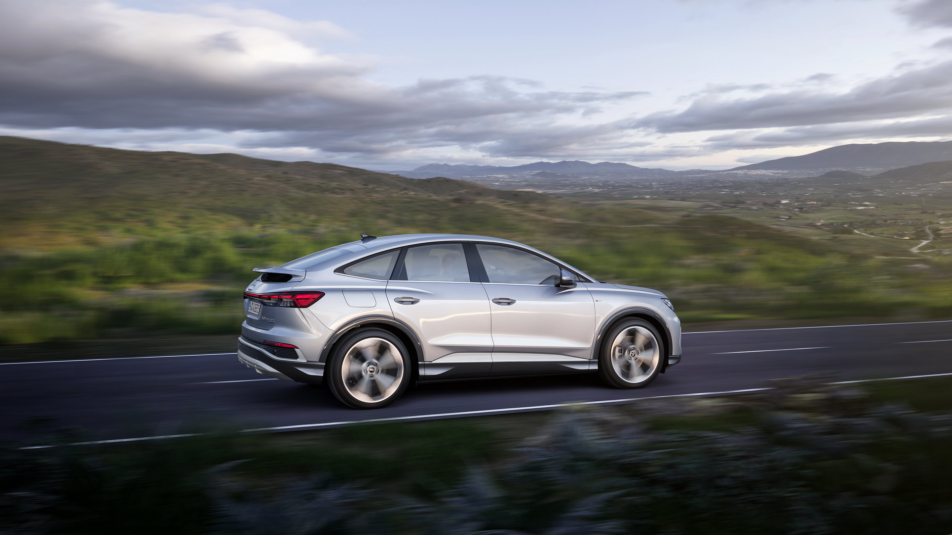 2022 Audi Q4 e-tron Electric SUVs Coming From Under $45k In RWD And AWD Forms