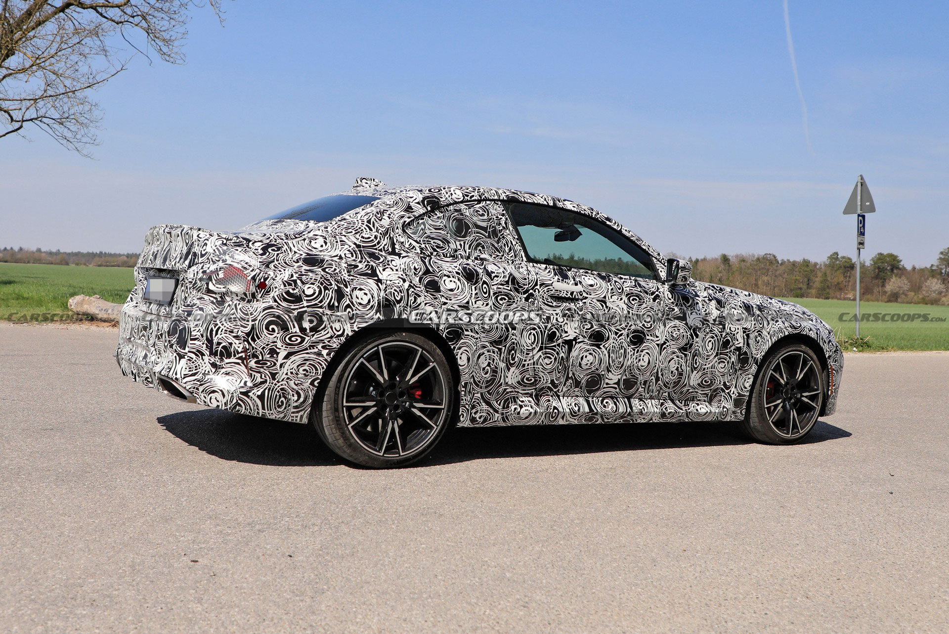 2022 BMW 2-Series Loses Camouflage, Shows More Of Its Face