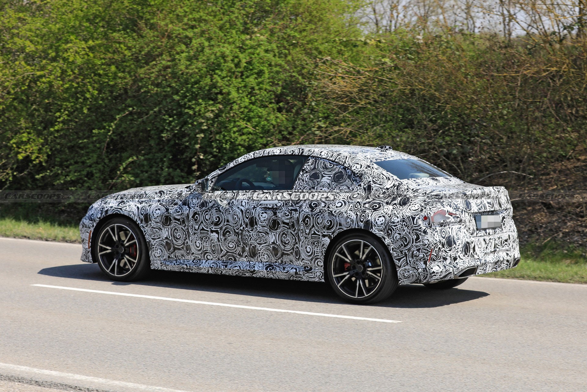 2022 BMW 2-Series Loses Camouflage, Shows More Of Its Face