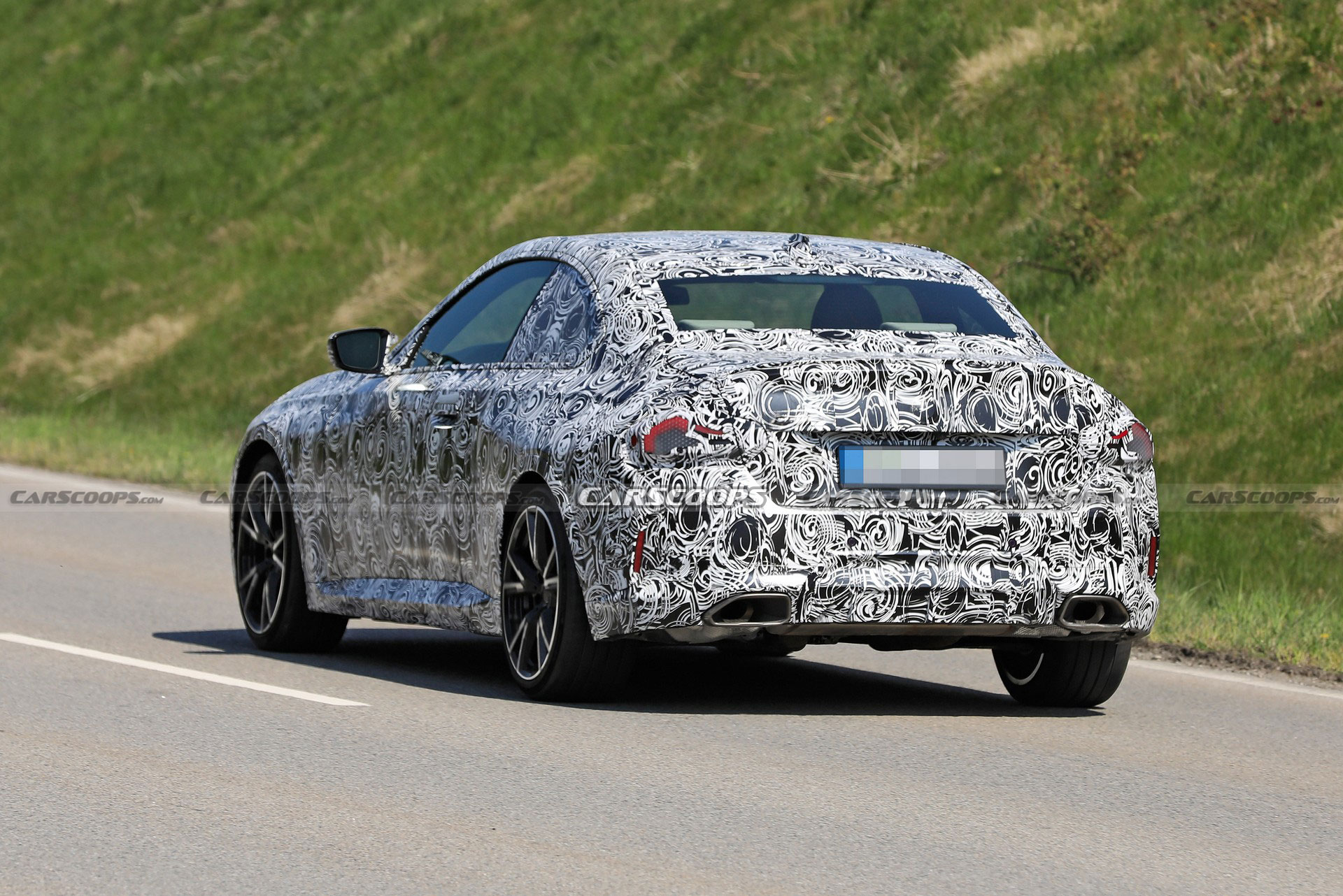 2022 BMW 2-Series Loses Camouflage, Shows More Of Its Face