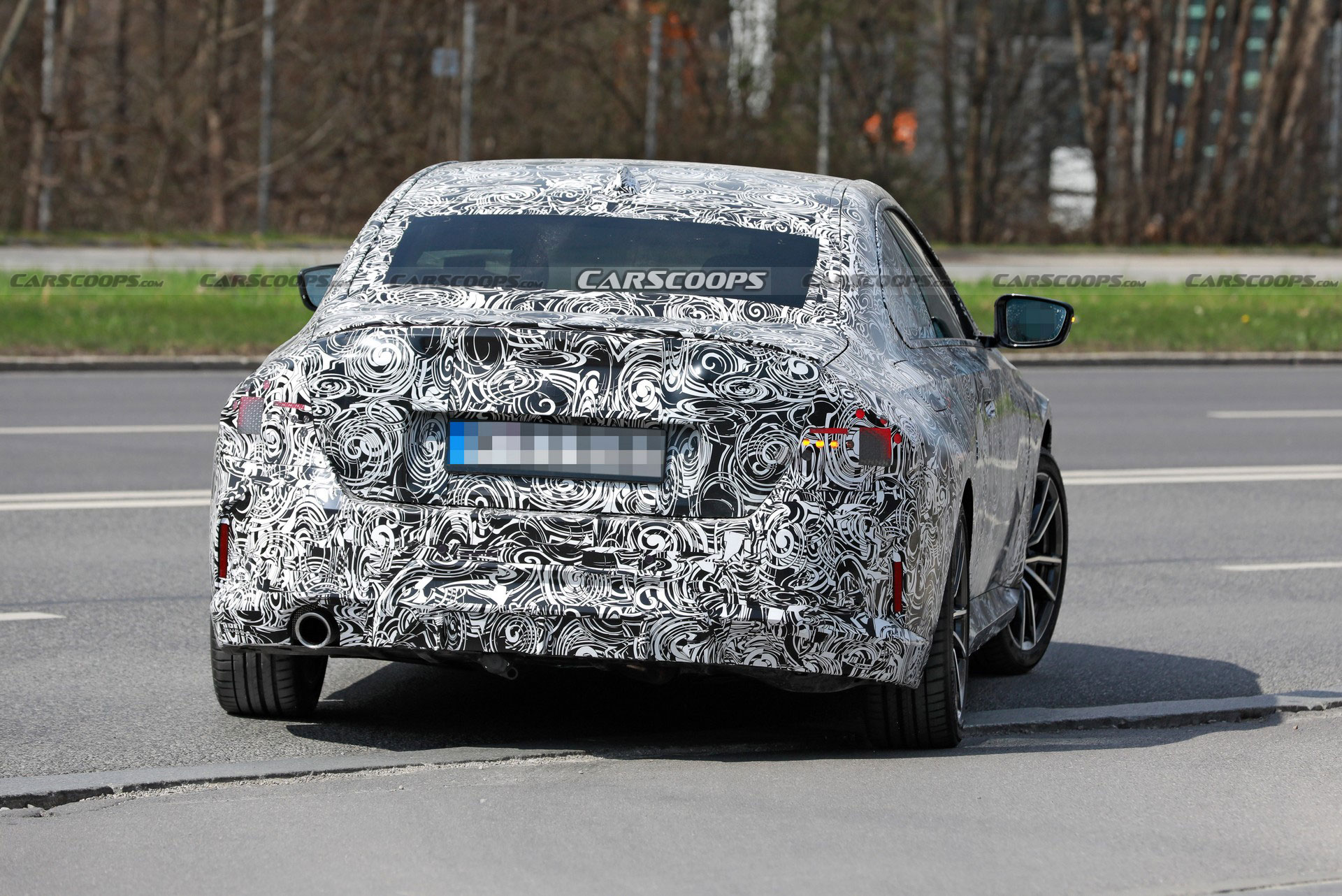 2022 BMW 2-Series Loses Camouflage, Shows More Of Its Face