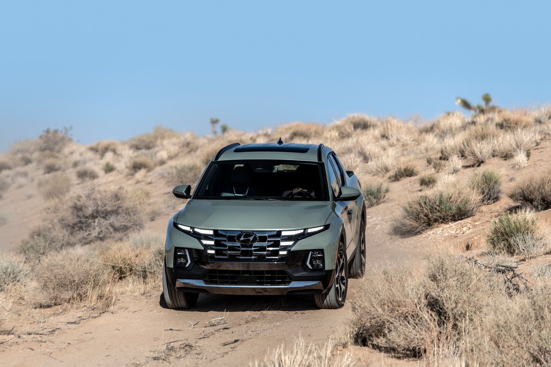 2022 Hyundai Santa Cruz Is Half Tucson SUV, Half Small Pickup Truck