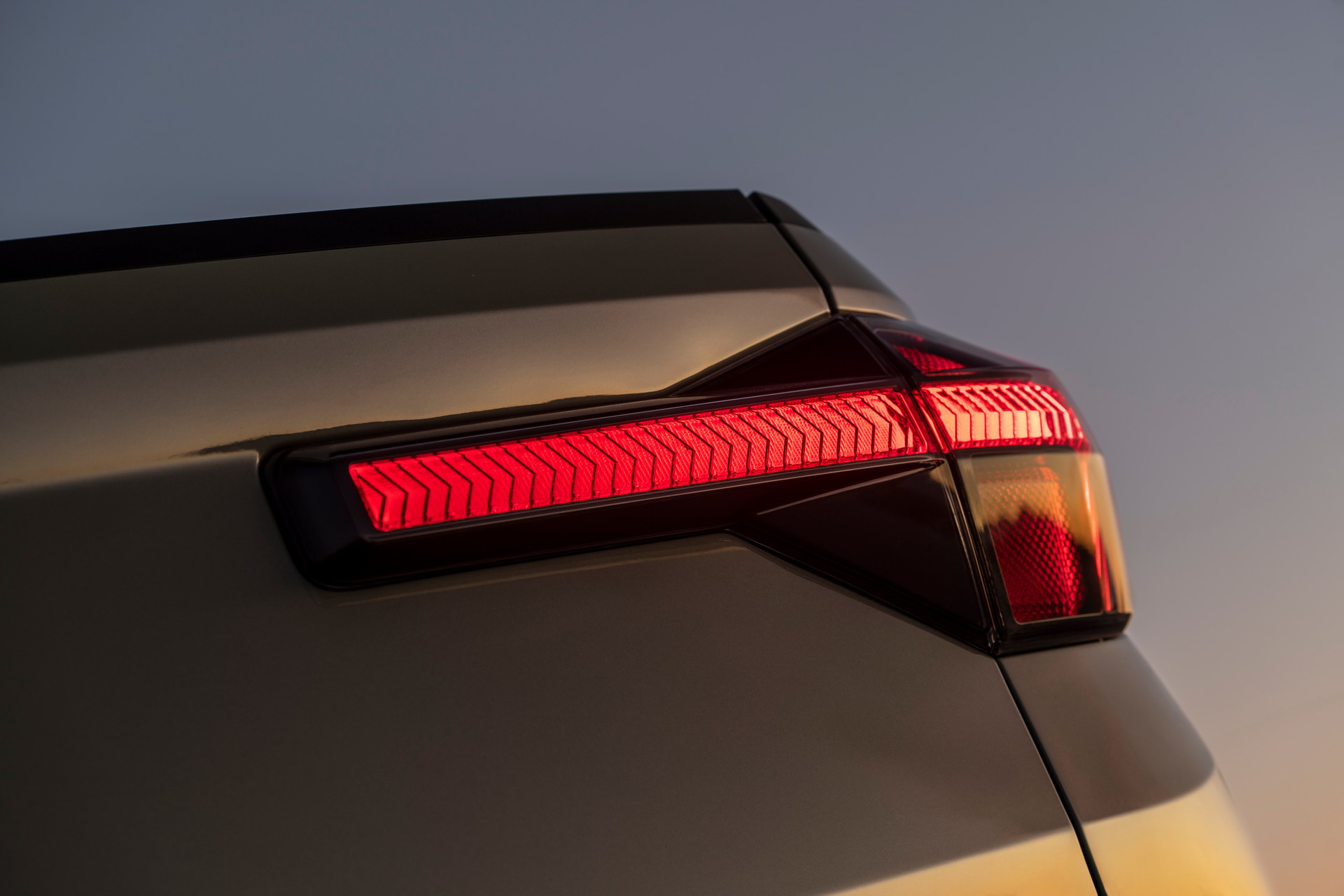 2022 Hyundai Santa Cruz Is Half Tucson SUV, Half Small Pickup Truck