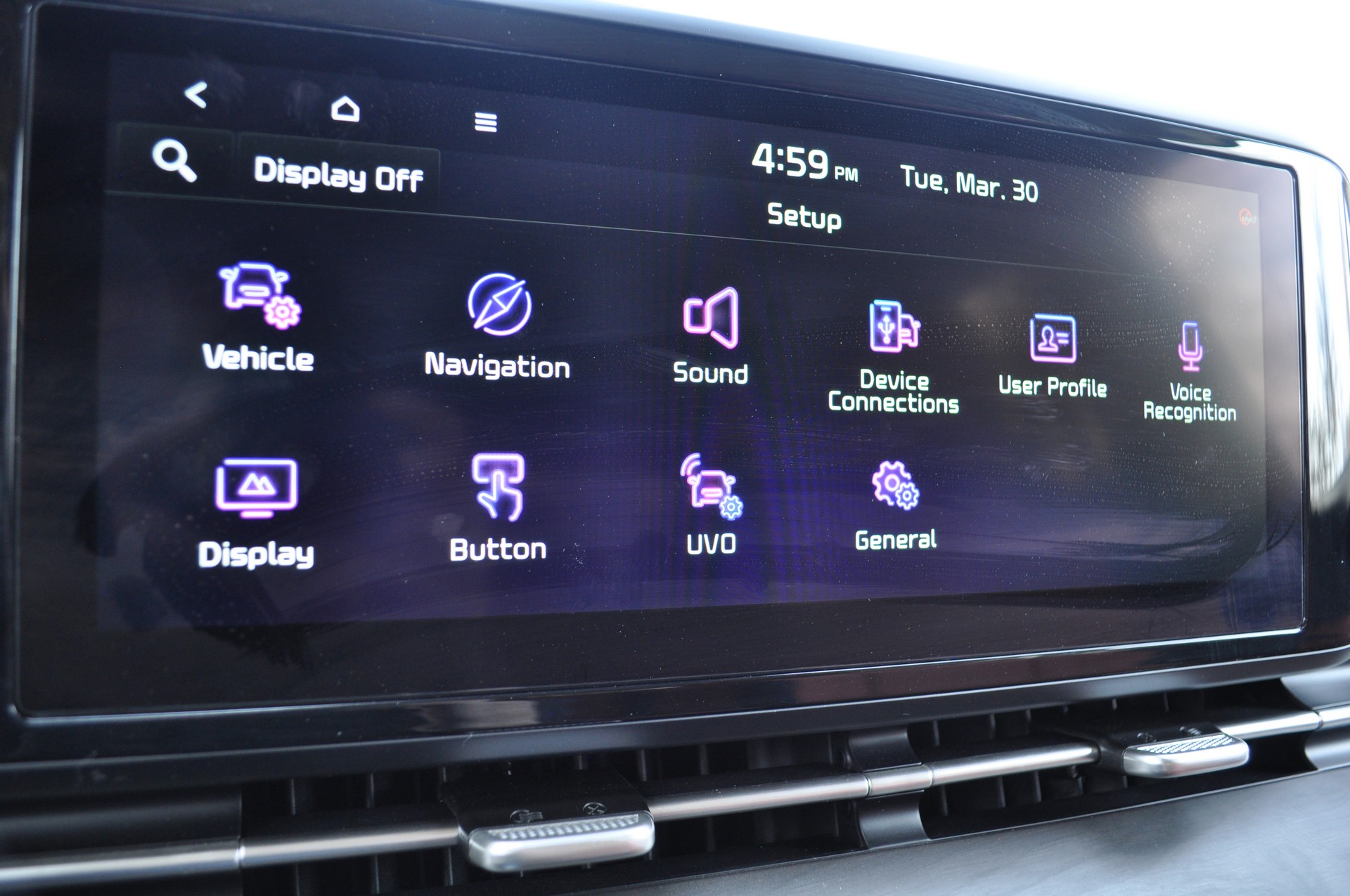 Driven: The 2022 Kia Carnival Isn’t Your Typical Minivan, And That’s A Good Thing