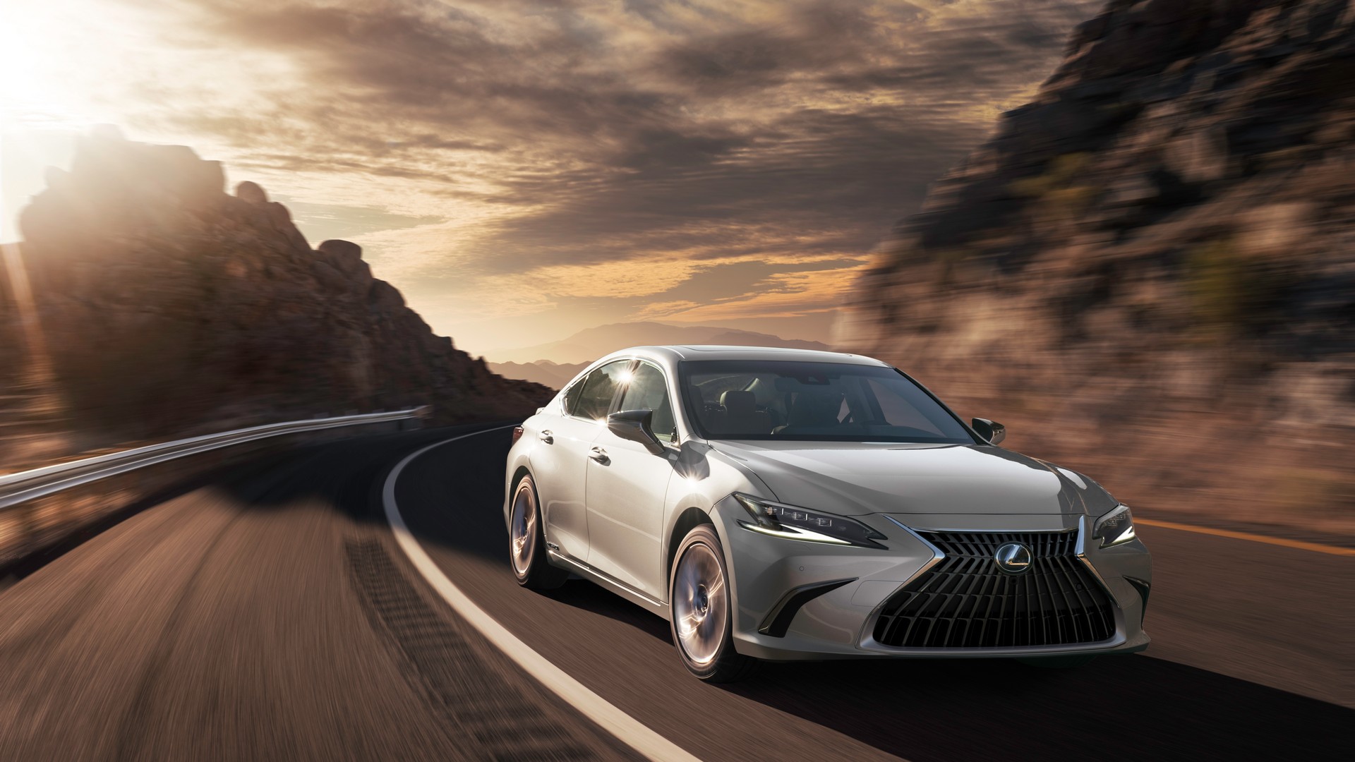 2022 Lexus ES Bows With Updated Looks, Improved Dynamics And A New Touchscreen