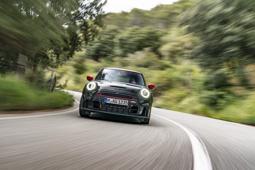 MINI’s Facelifted JCW Hot Hatch And Convertible Detailed In New Gallery ...