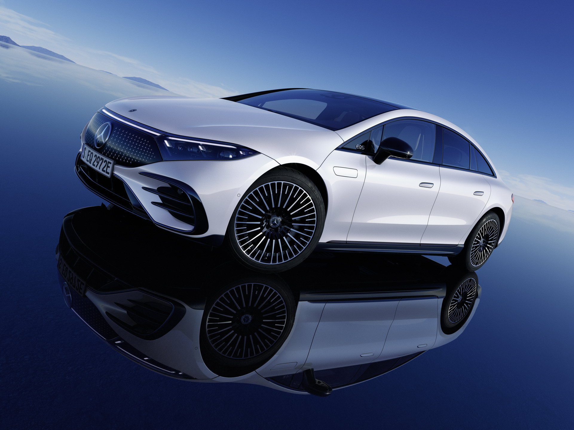New Mercedes Benz EQS Flagship On Sale In The UK Starting From 99 995 