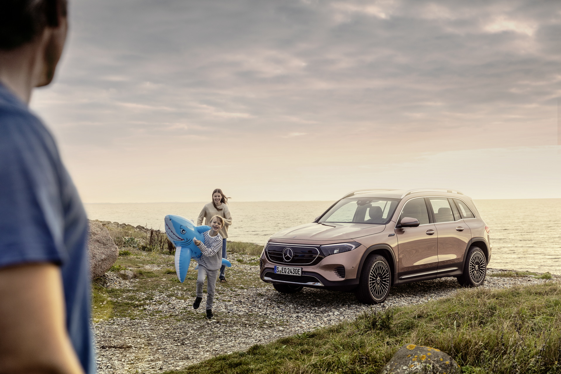 2022 Mercedes EQB Electric SUV Priced From $54,500 In U.S., Undercuts Tesla Model Y