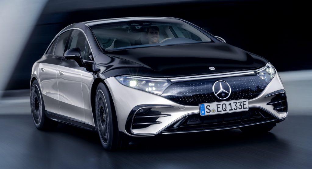  2022 Mercedes EQS Won’t Come With Rear-View Cameras As They Cause Carsickness