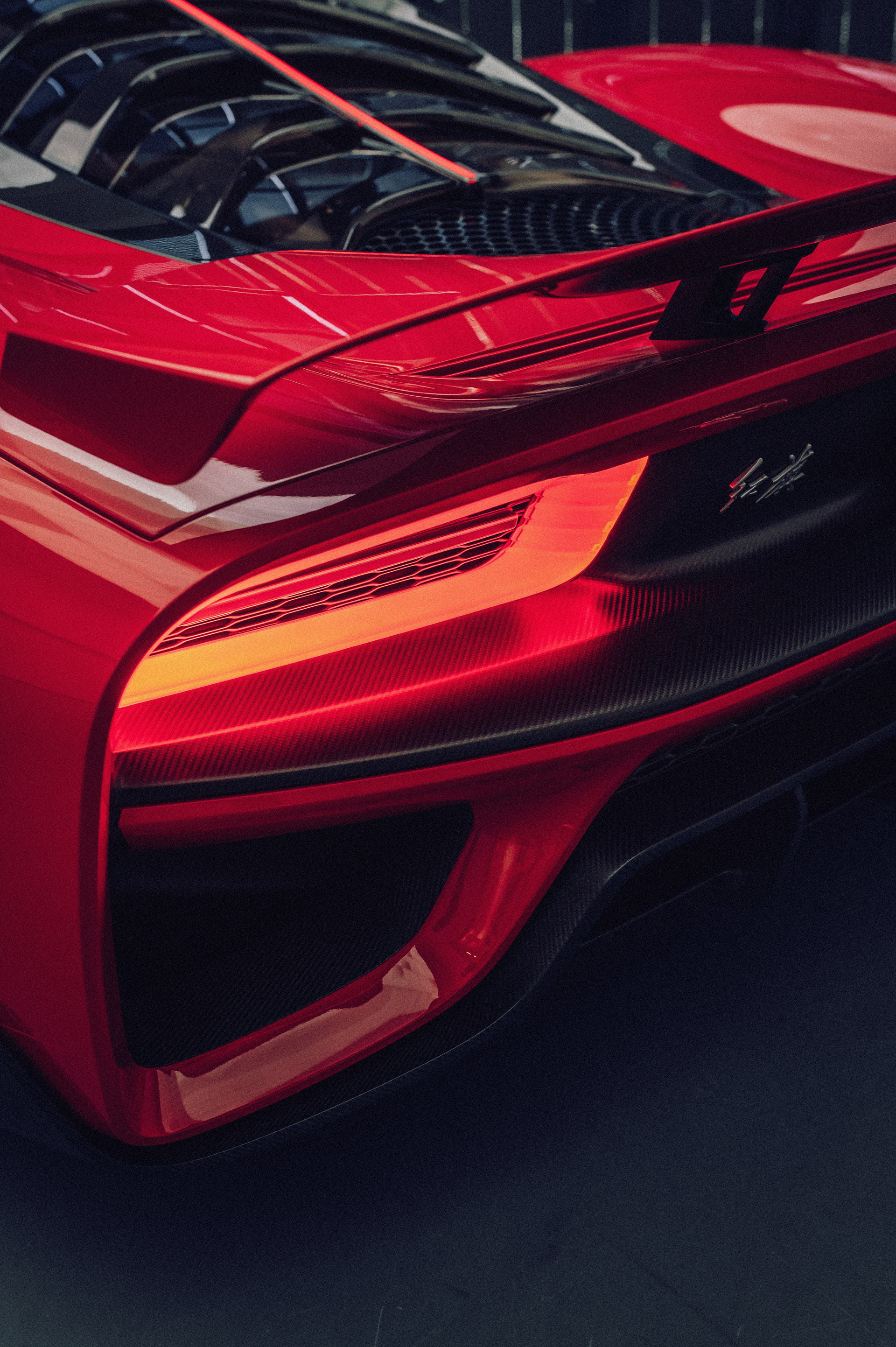 Silk-FAW Unveils Production Hongqi S9 Hypercar With 1,400 HP And 248 MPH