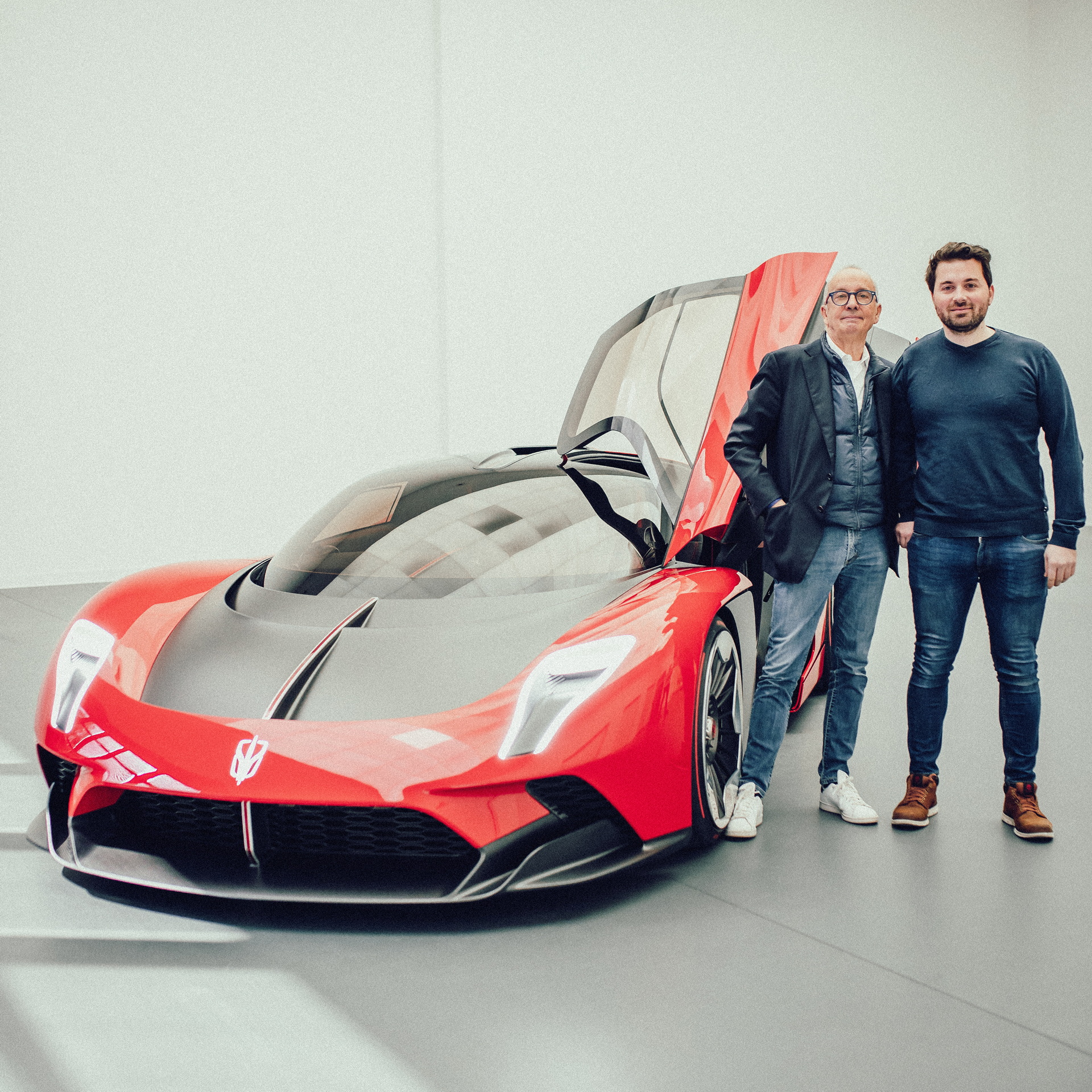 Silk-FAW Unveils Production Hongqi S9 Hypercar With 1,400 HP And 248 MPH