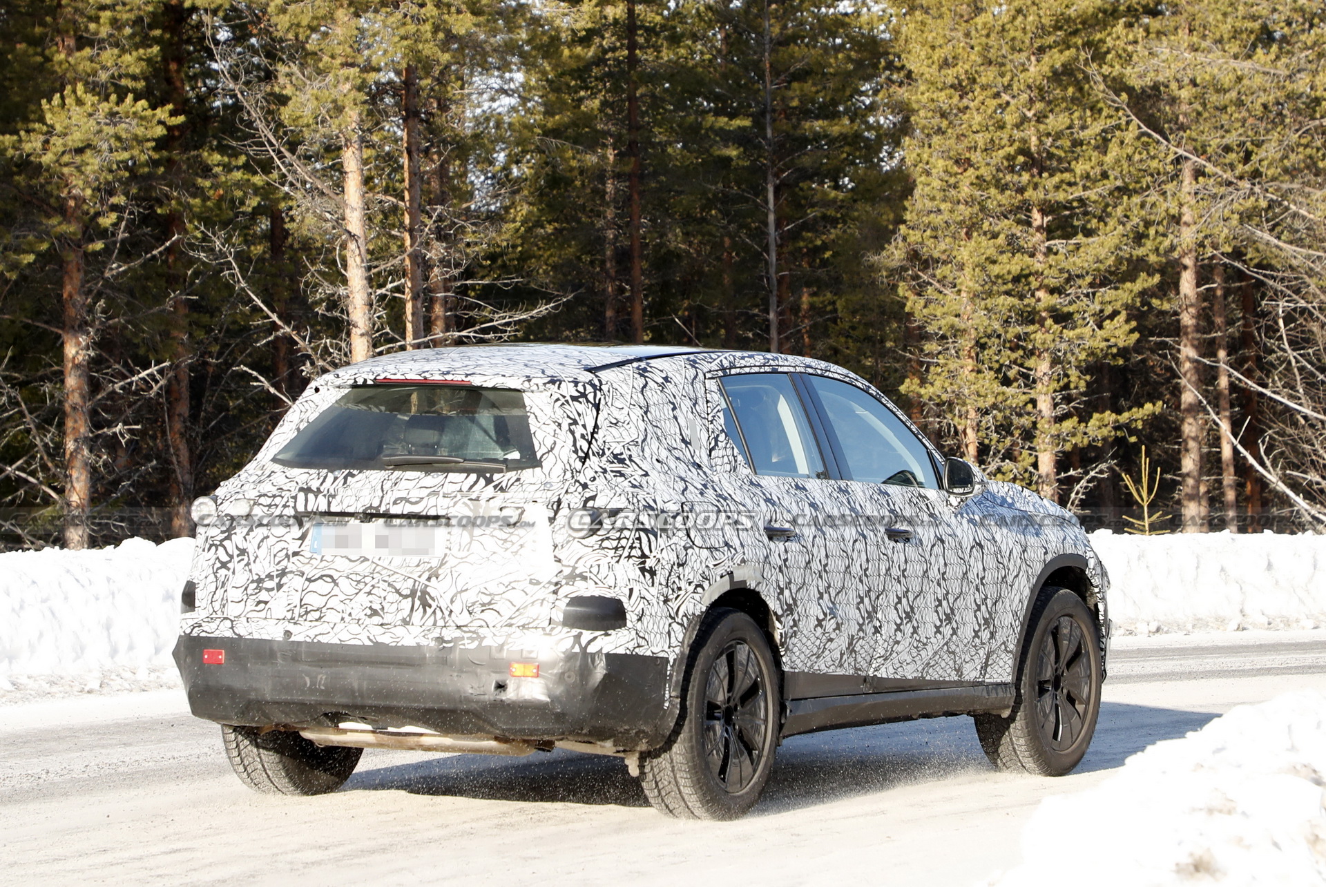 2023 Mercedes-Benz GLC Spied During Cold Weather Testing